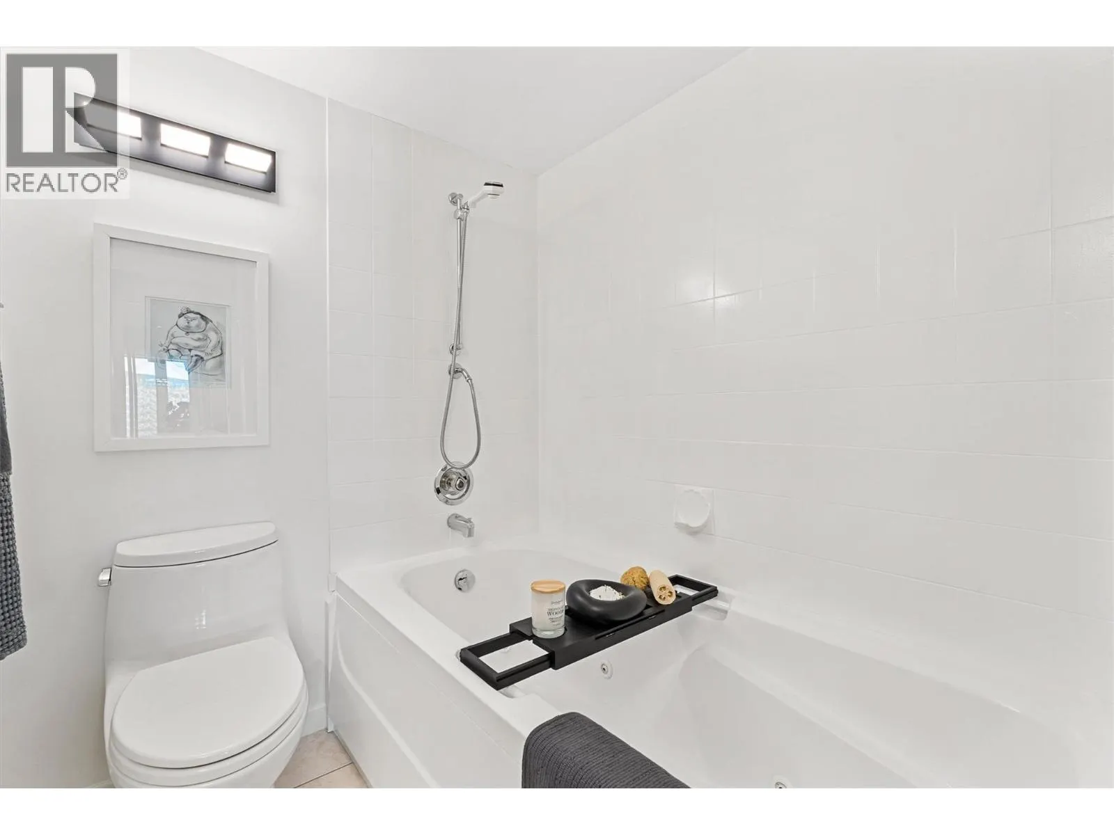 2900 Abbott Street Unit# 202