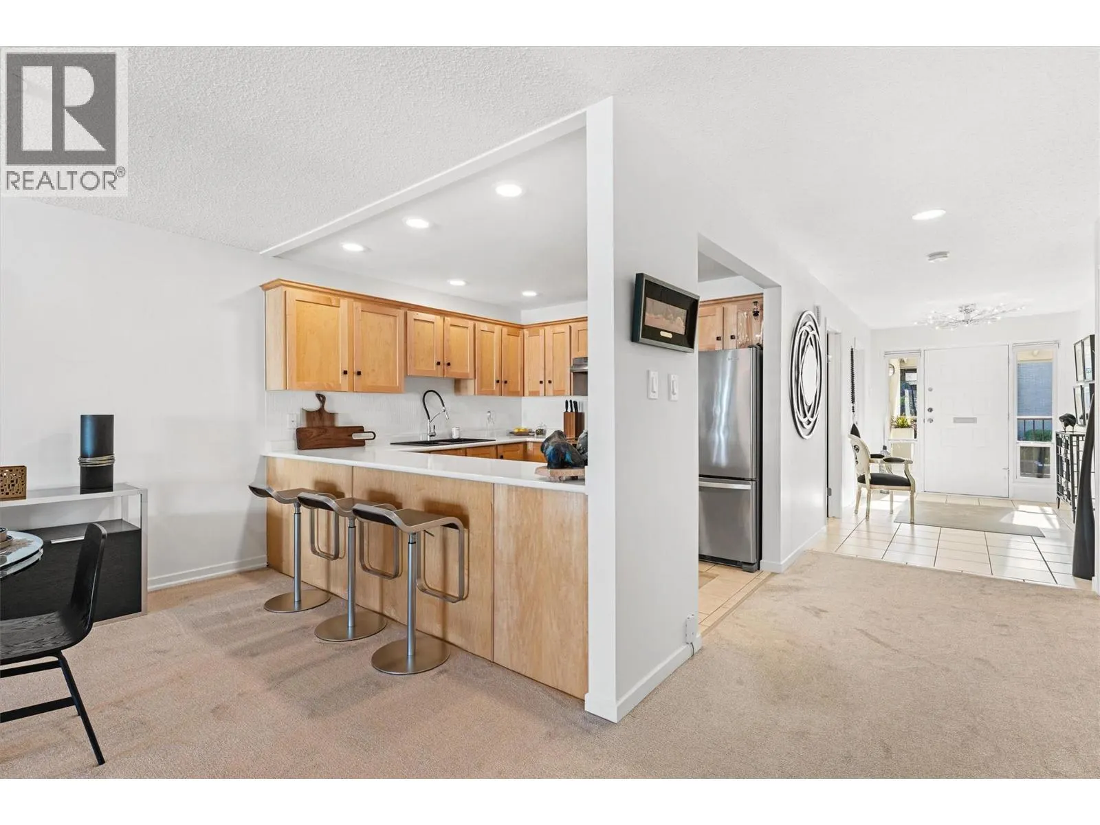 2900 Abbott Street Unit# 202