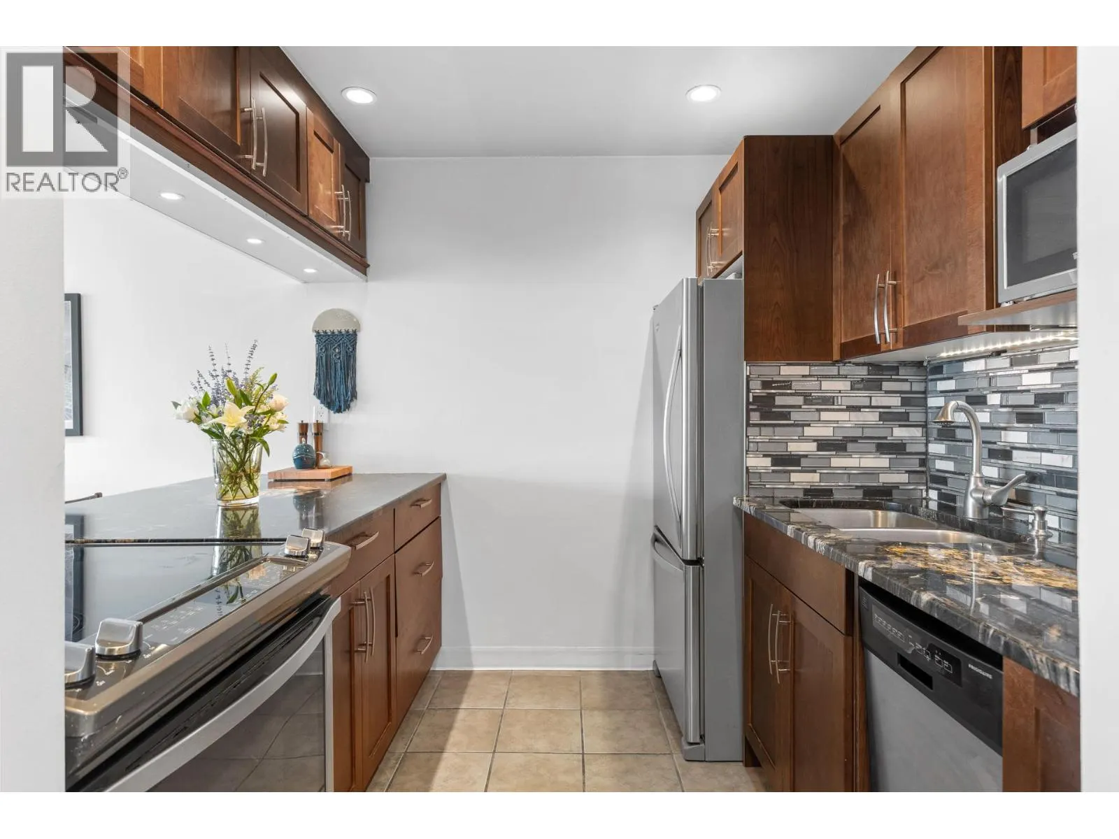 737 Leon Avenue Unit# 1205