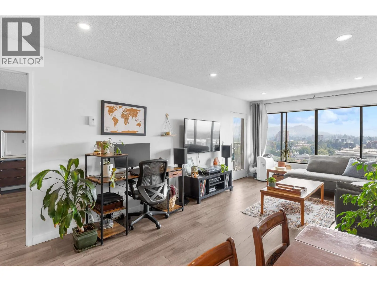 737 Leon Avenue Unit# 1205
