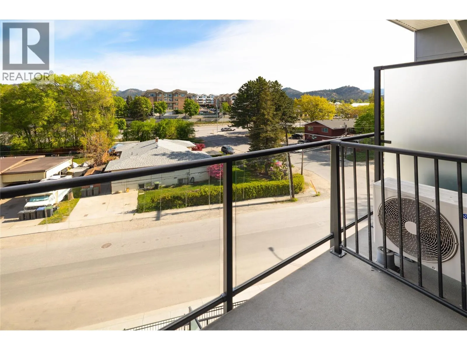 1380 Pridham Avenue Unit# 415