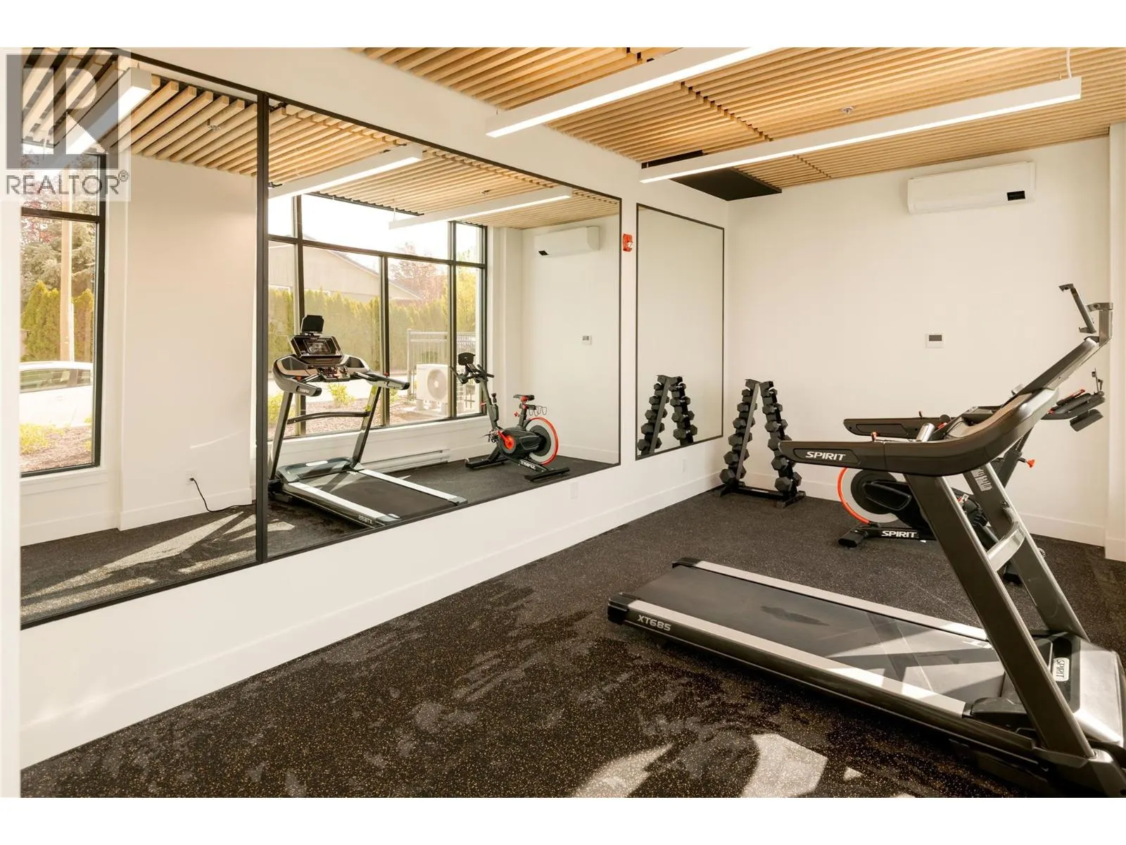 1380 Pridham Avenue Unit# 310