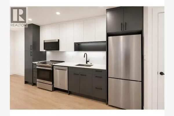 1380 Pridham Avenue Unit# 310