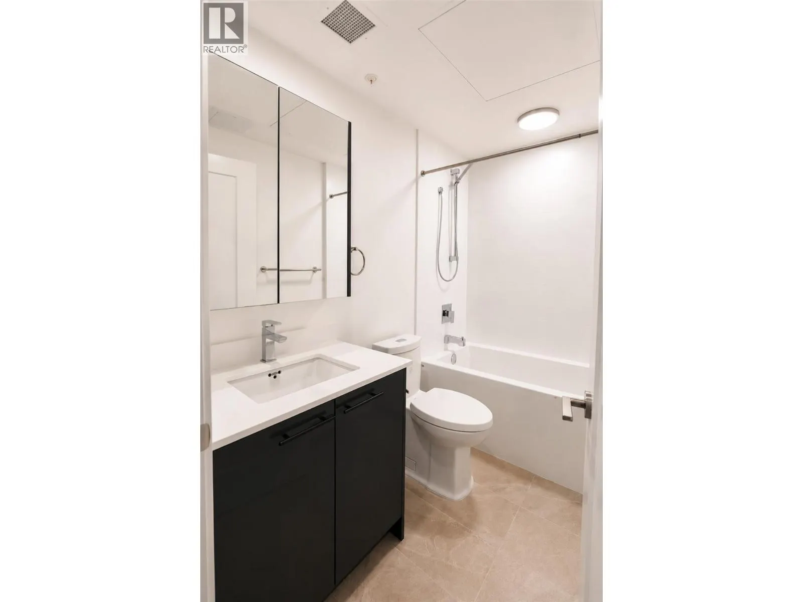 1380 Pridham Avenue Unit# 310