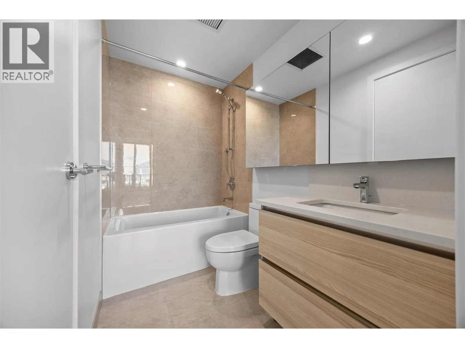 1626 Water Street Unit# 3109