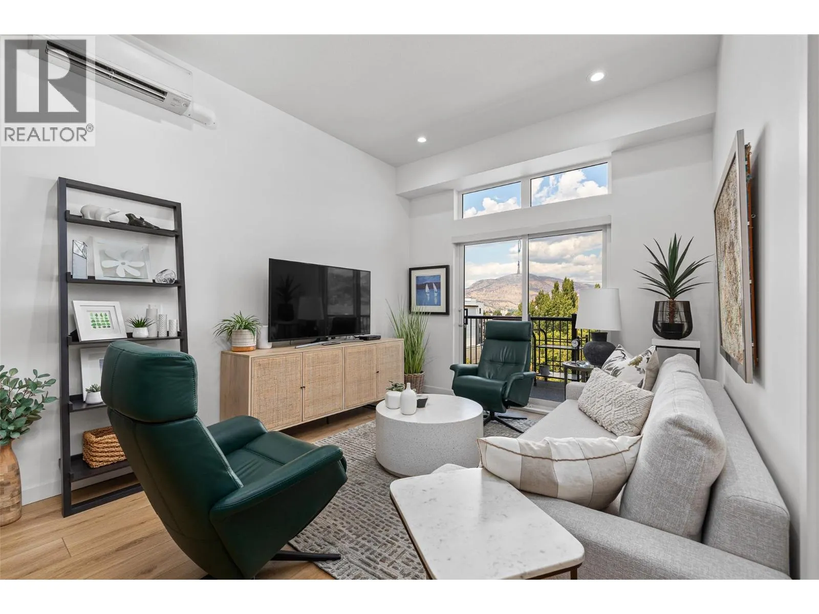 660 Cawston Avenue Unit# 607