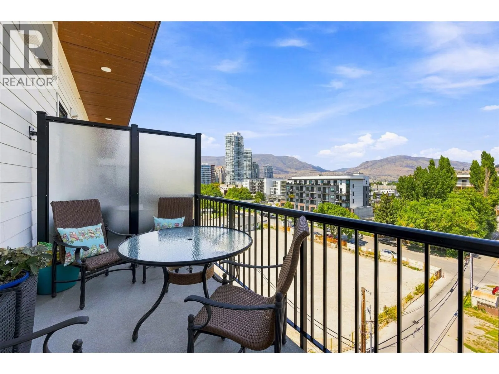 660 Cawston Avenue Unit# 607