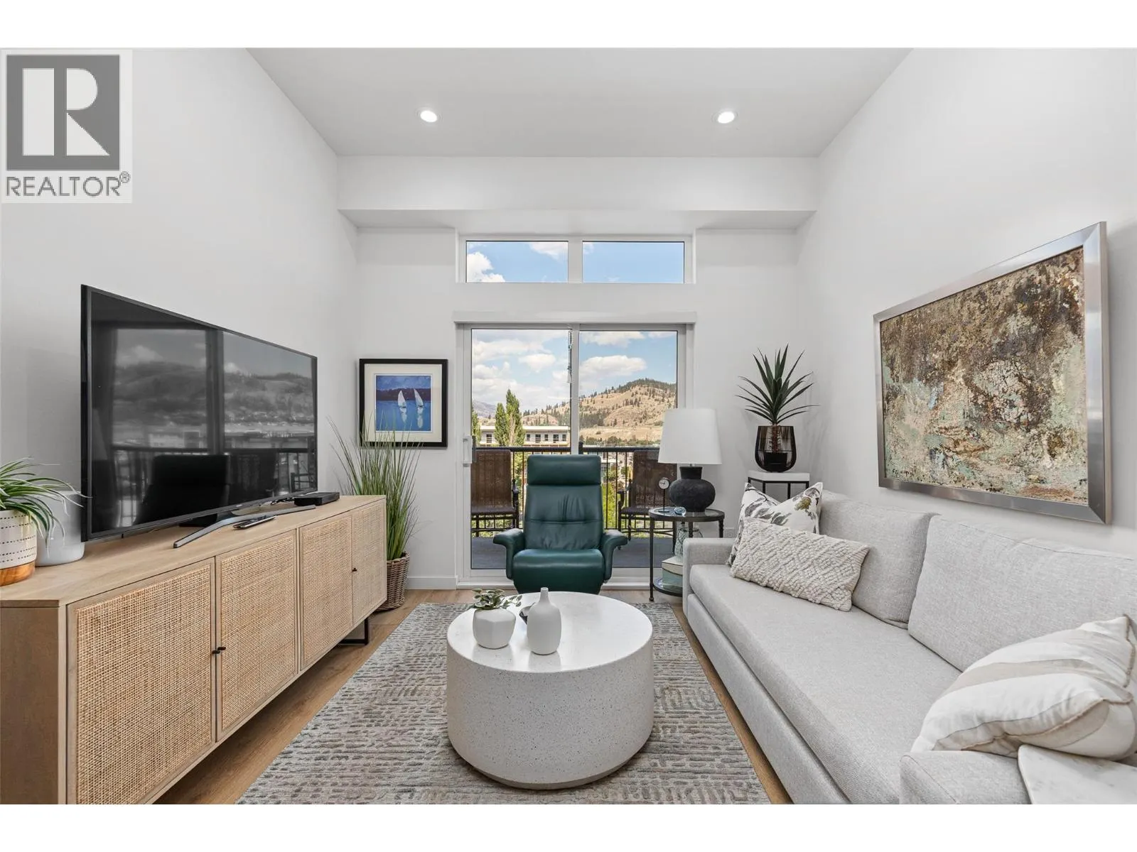 660 Cawston Avenue Unit# 607