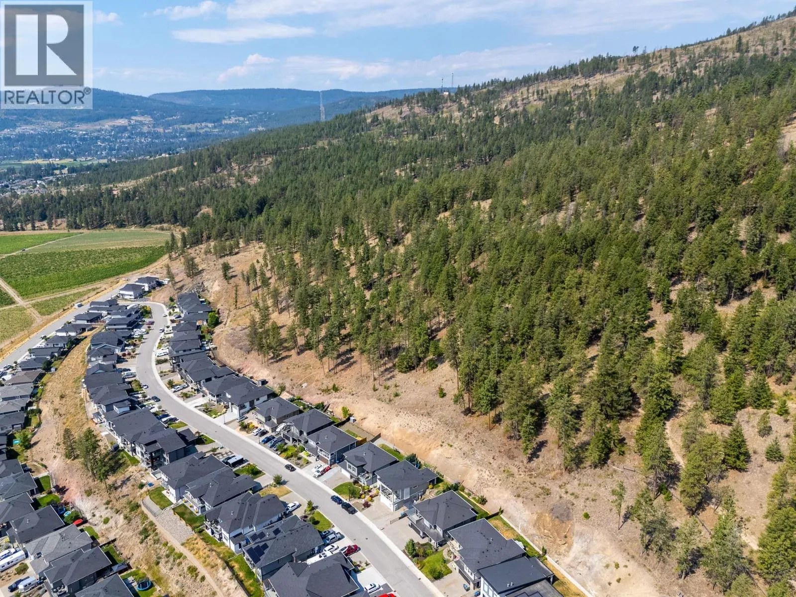 2562 Crown Crest Drive