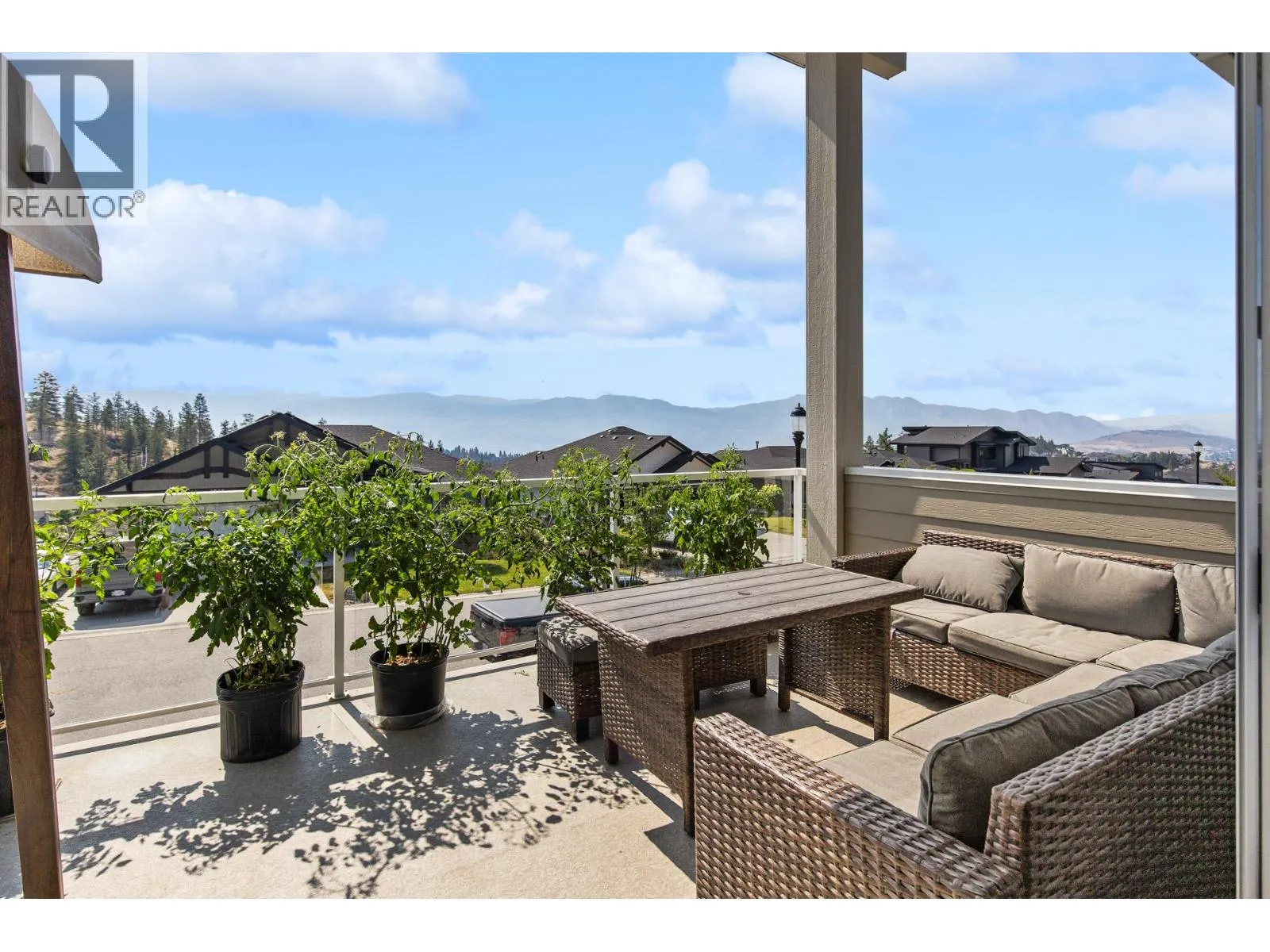 2562 Crown Crest Drive