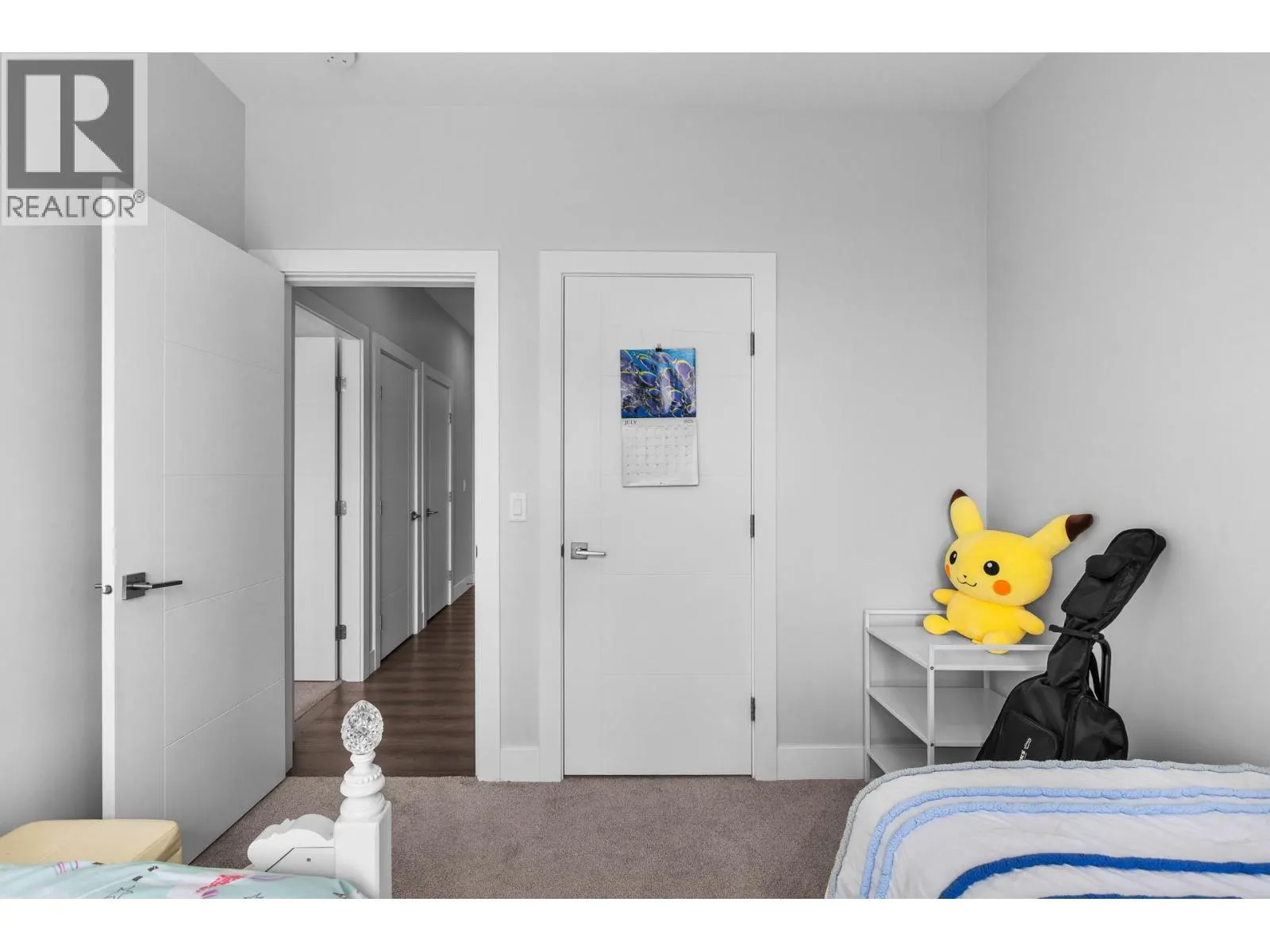2562 Crown Crest Drive