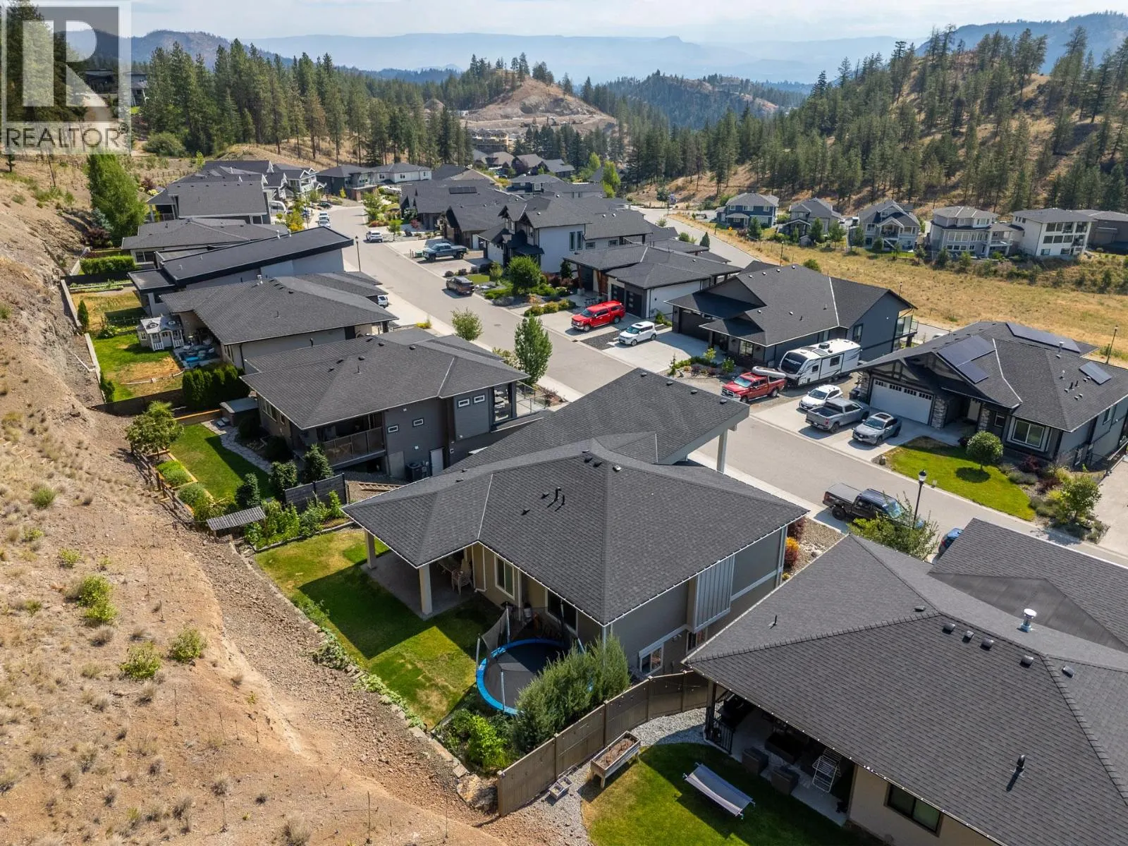 2562 Crown Crest Drive