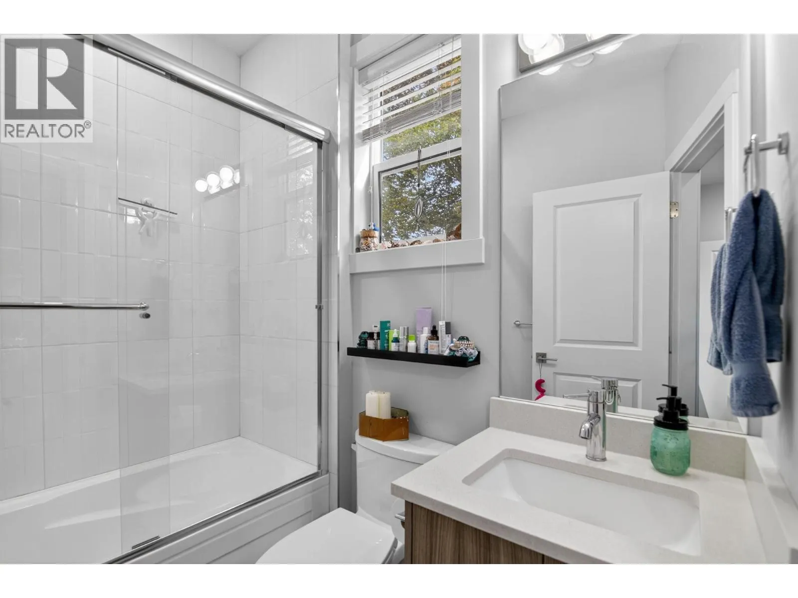 1038 Stockwell Avenue Unit# 1