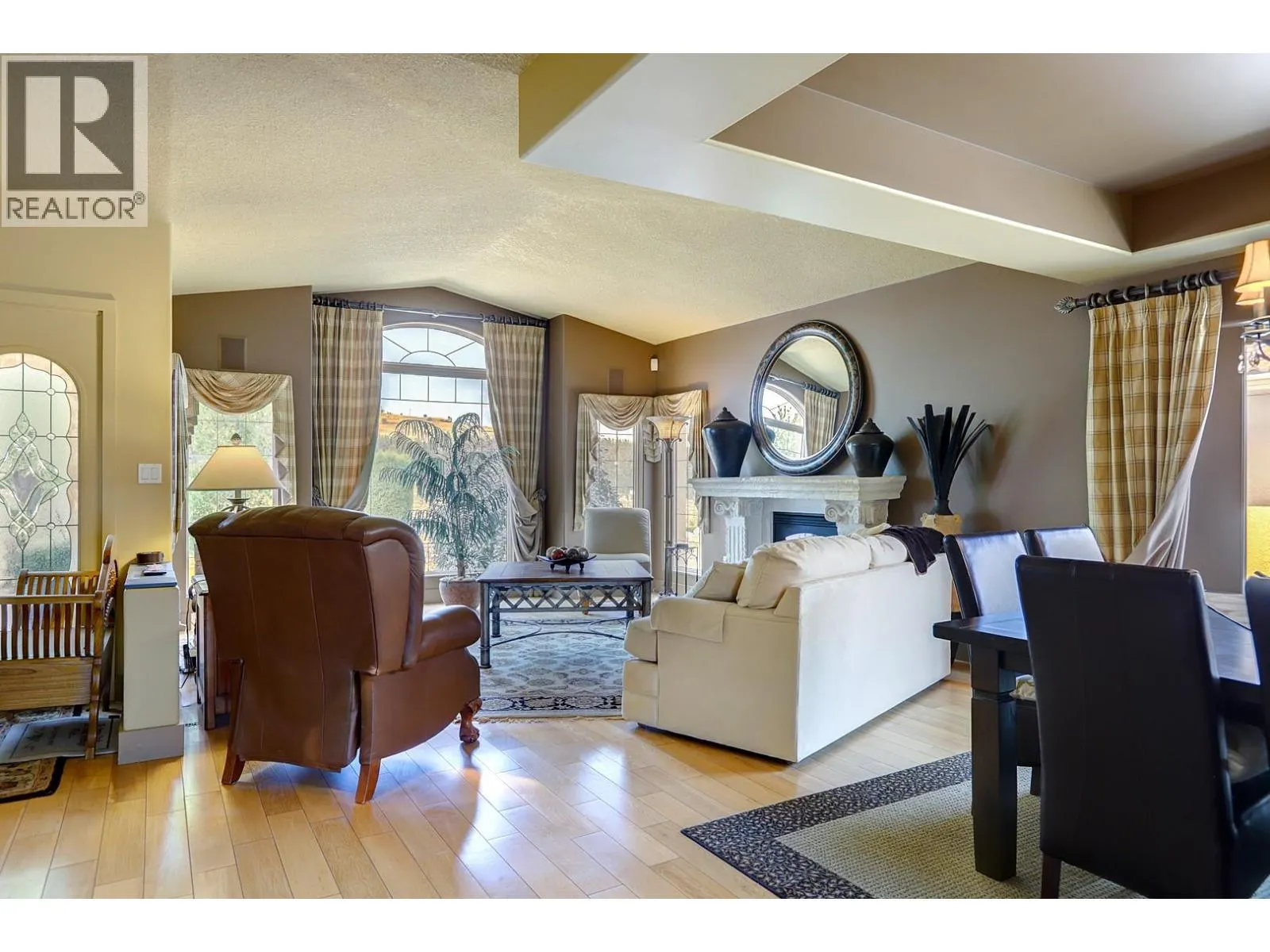 301 Country Estate Place