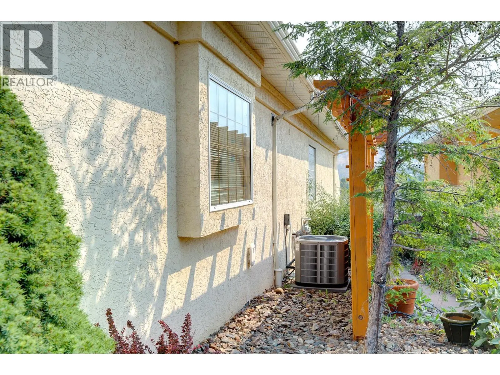 301 Country Estate Place