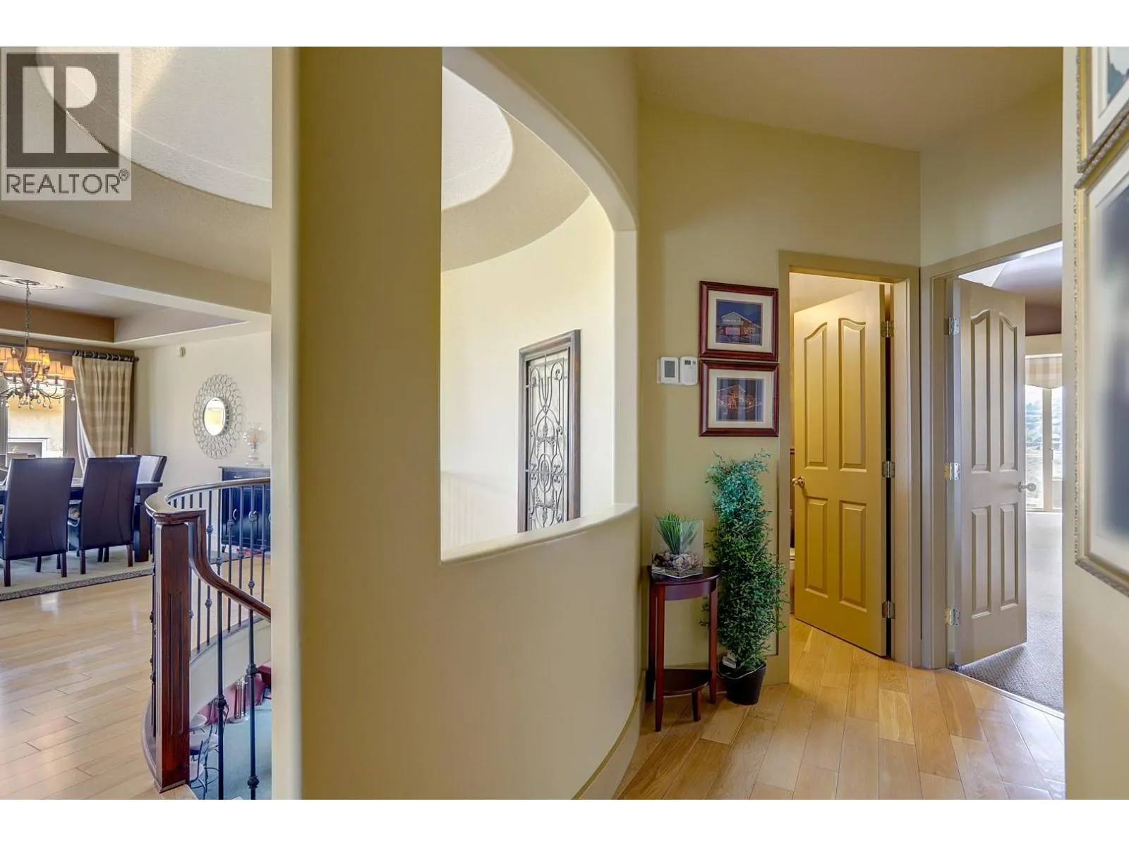 301 Country Estate Place