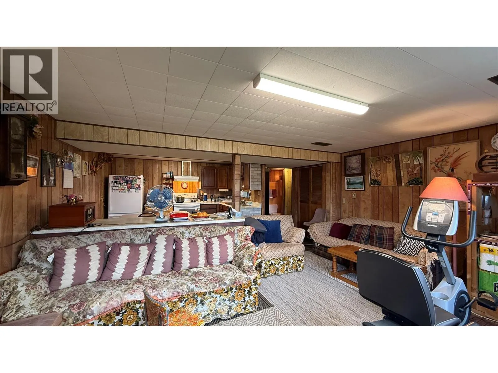 1705 Slocan Crescent