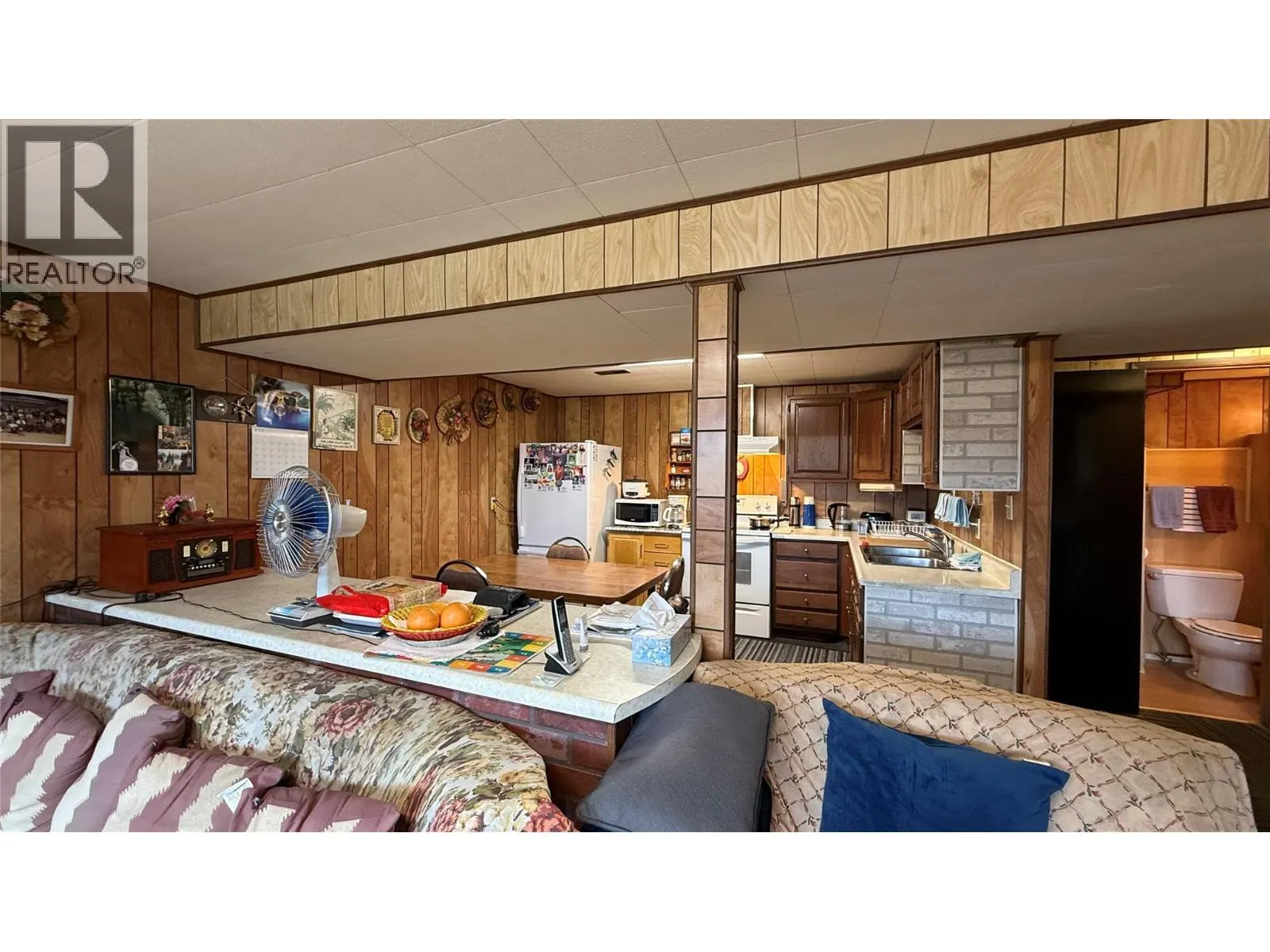 1705 Slocan Crescent