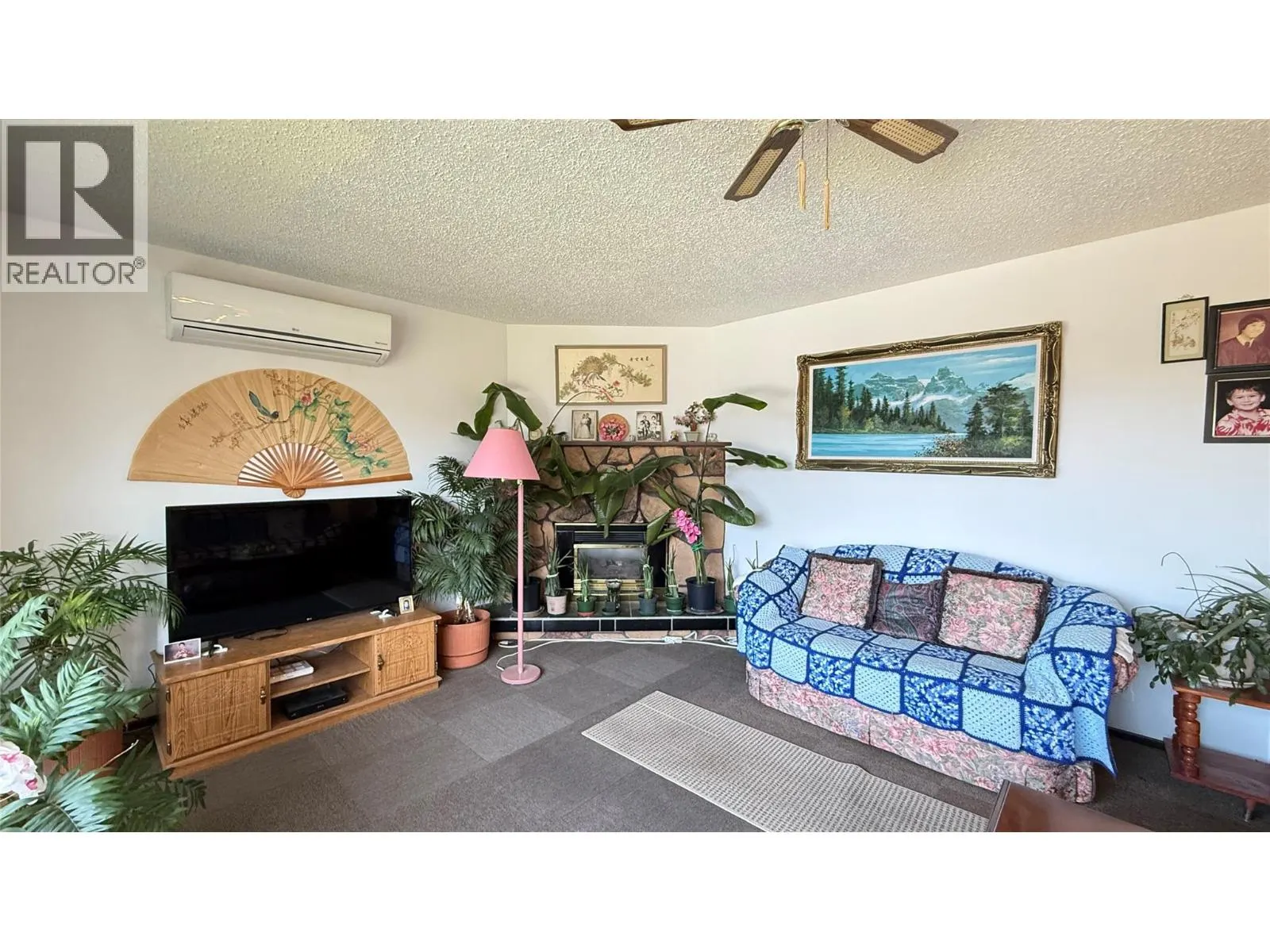 1705 Slocan Crescent