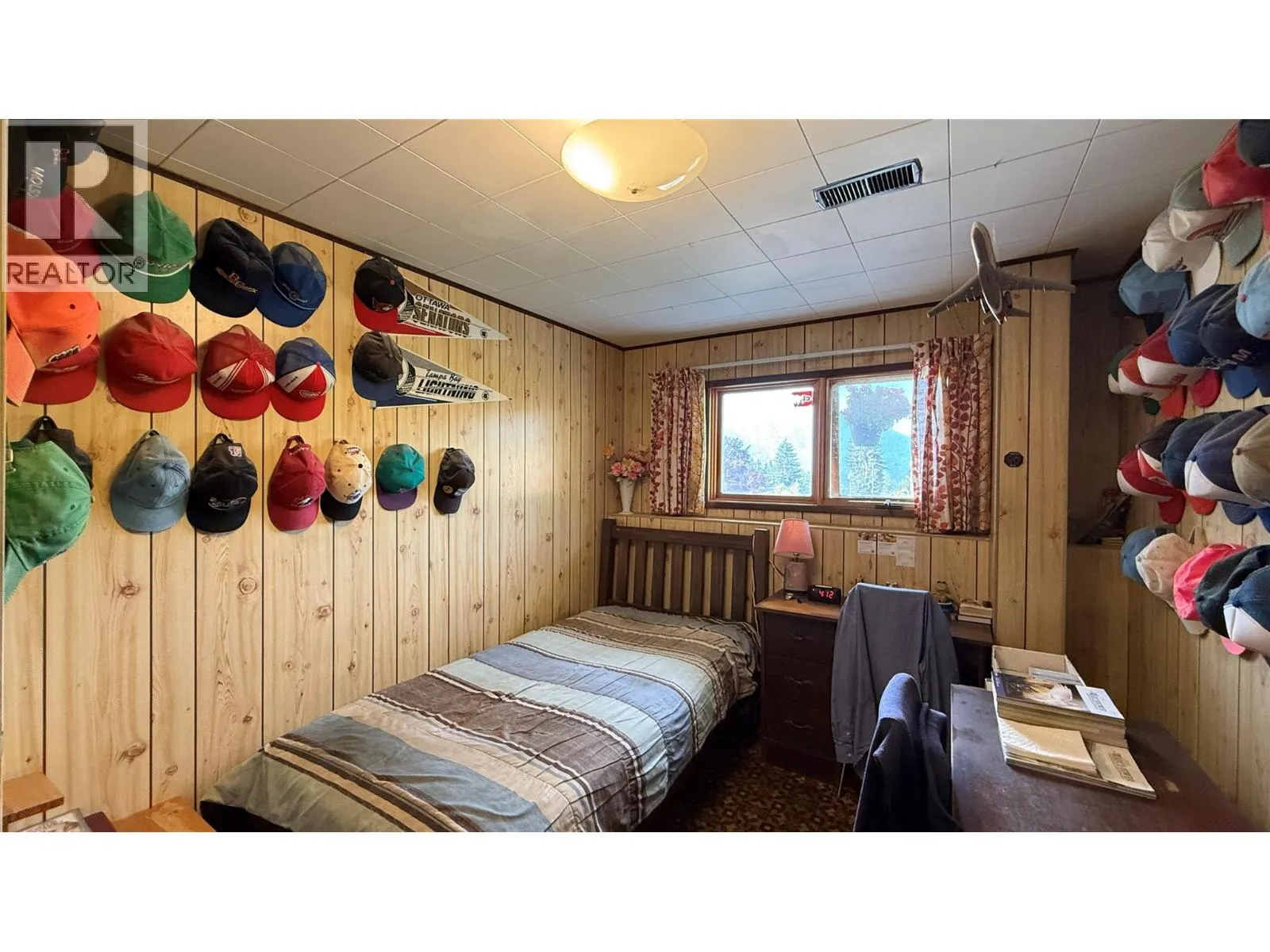 1705 Slocan Crescent