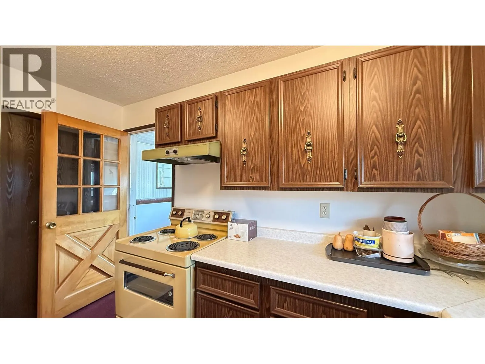 1705 Slocan Crescent