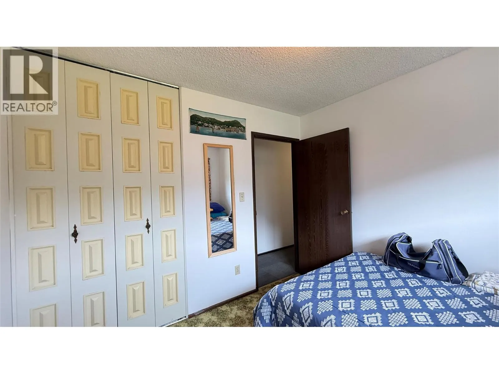 1705 Slocan Crescent