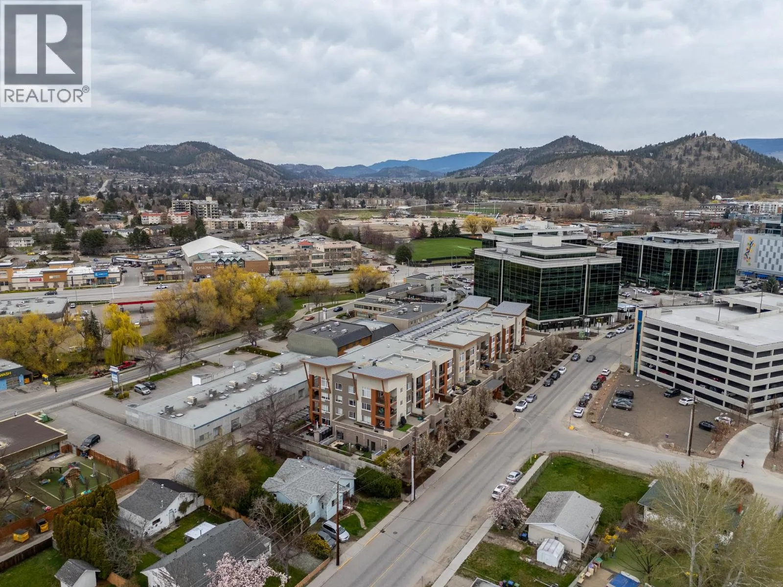 1550 Dickson Avenue Unit# 222