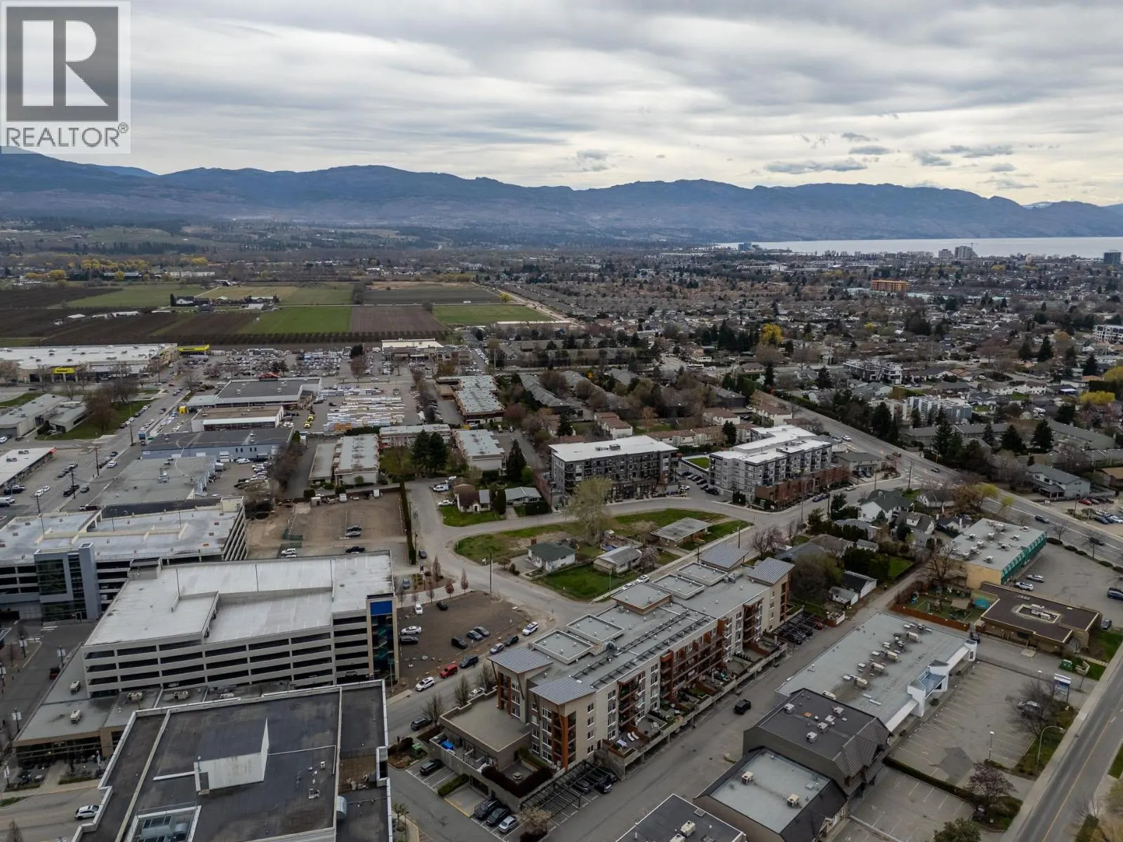 1550 Dickson Avenue Unit# 222
