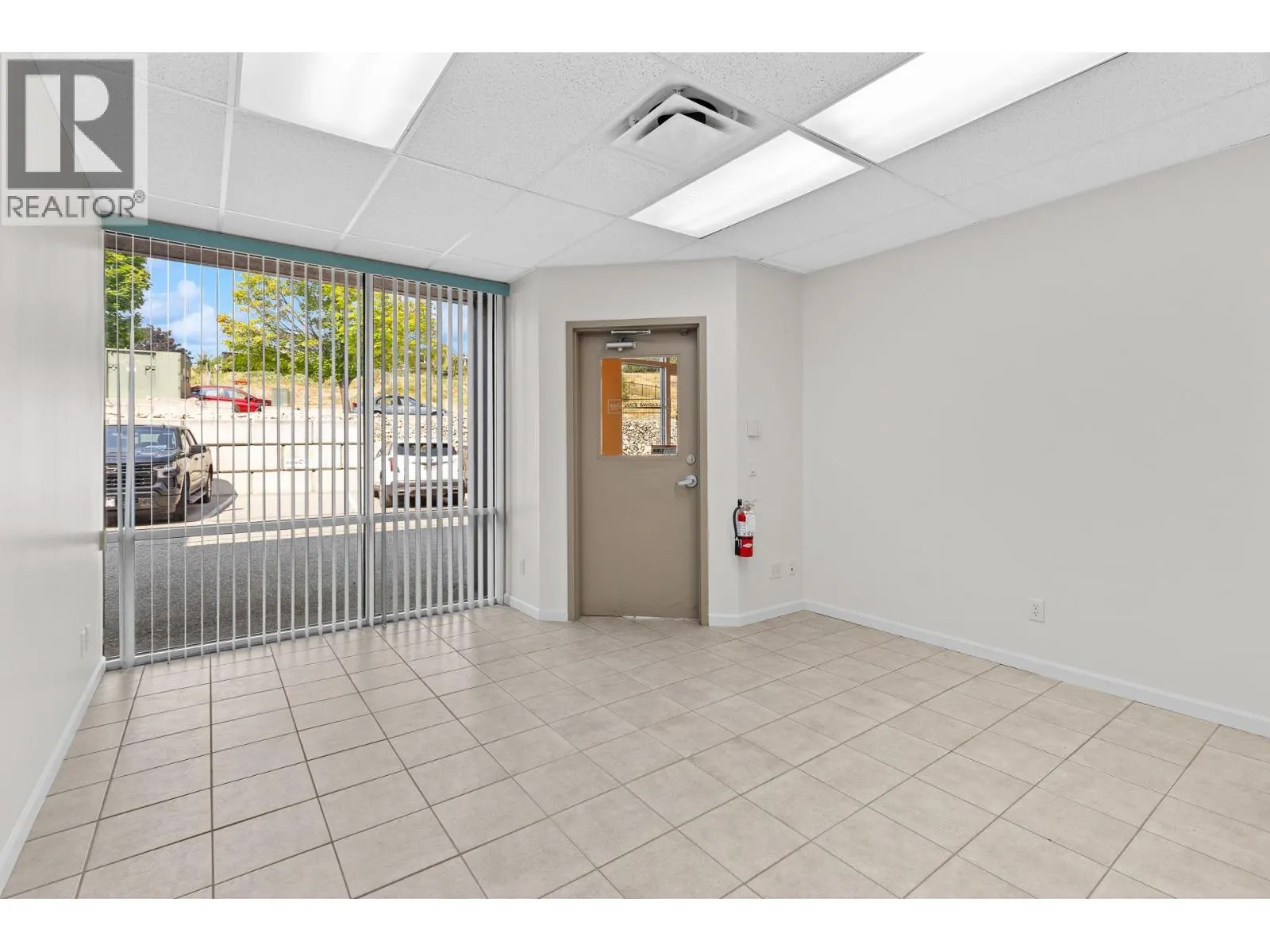 215 Neave Road Unit# 4A