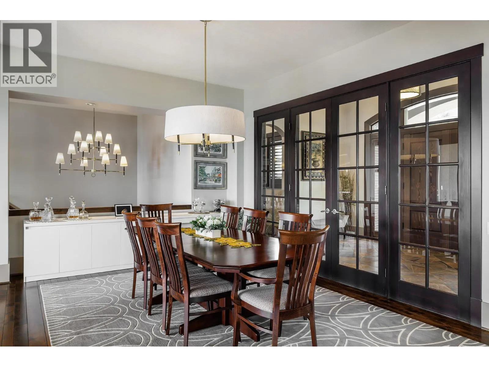 1524 Vineyard Drive
