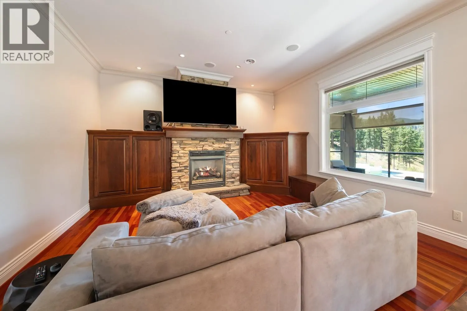2615 Harvard Road