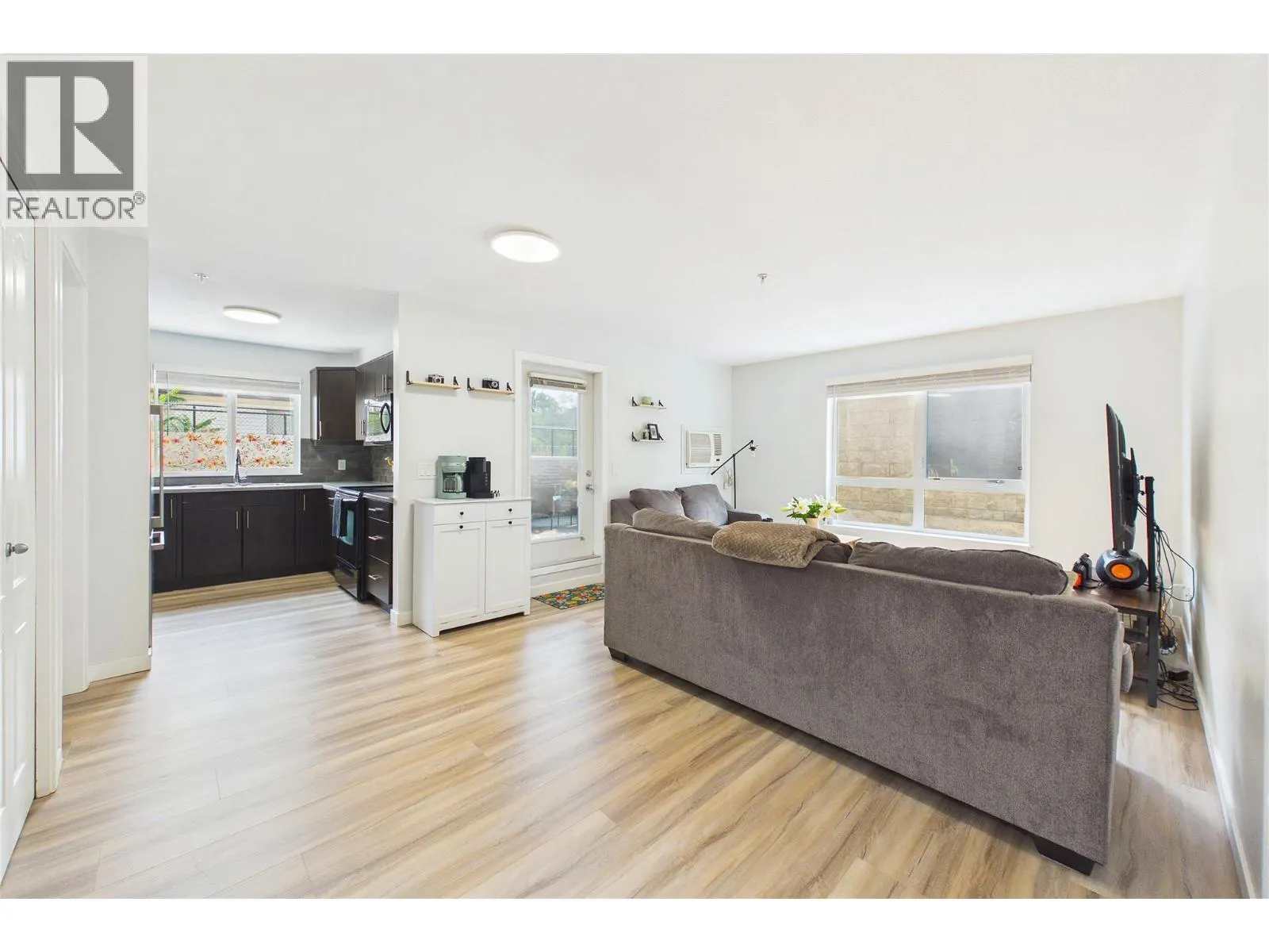 325 McIntosh Road Unit# 1103
