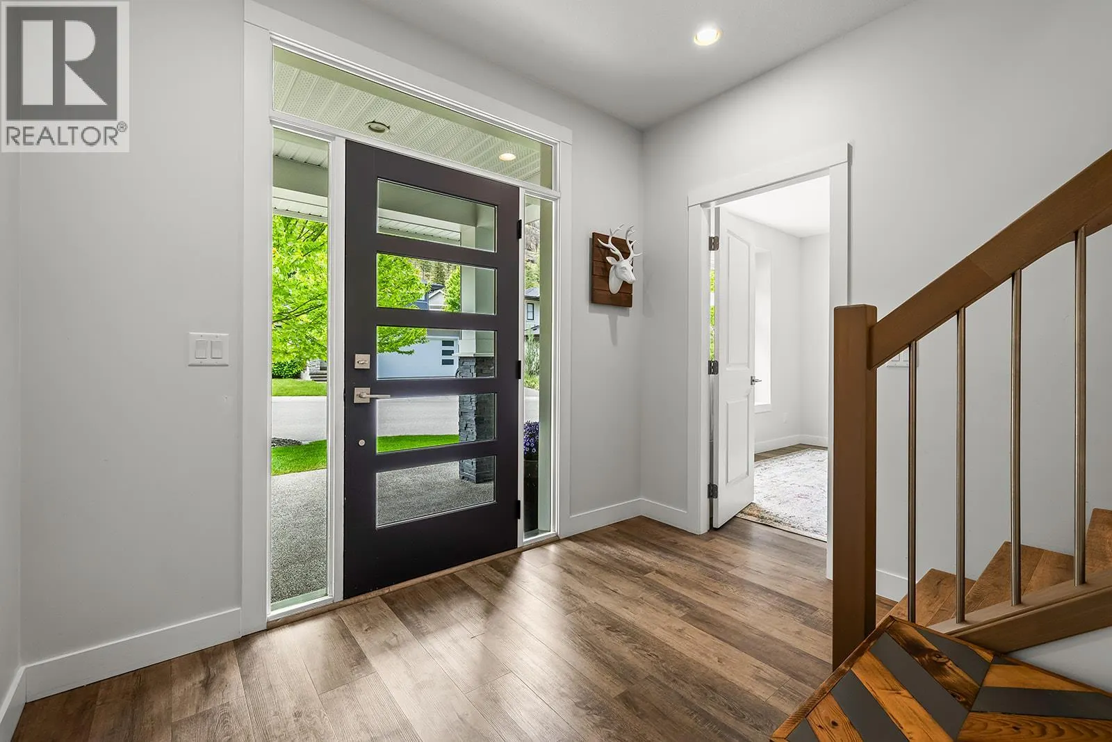 21 Forest Edge Drive