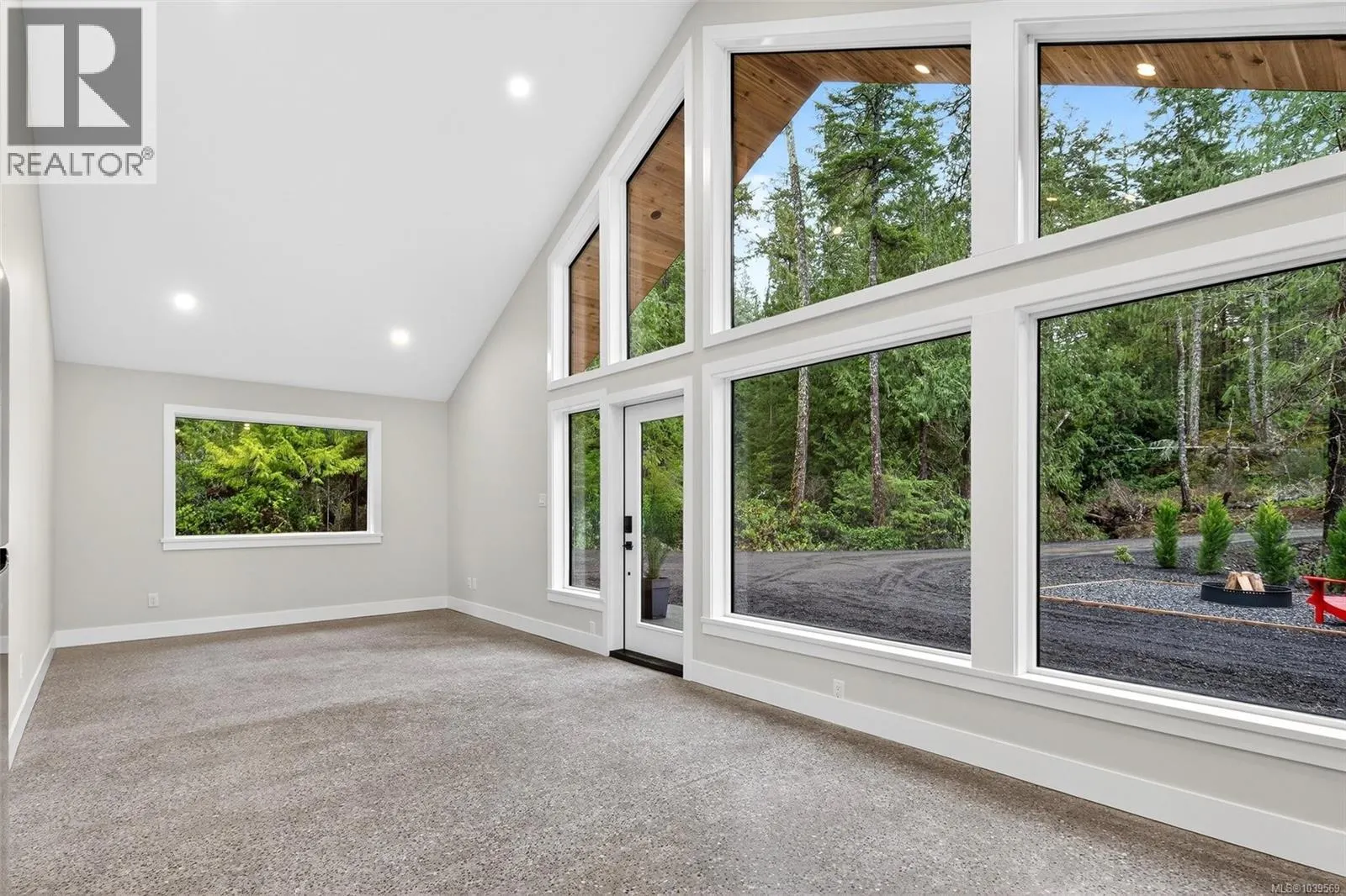 2470 Carpenter Rd