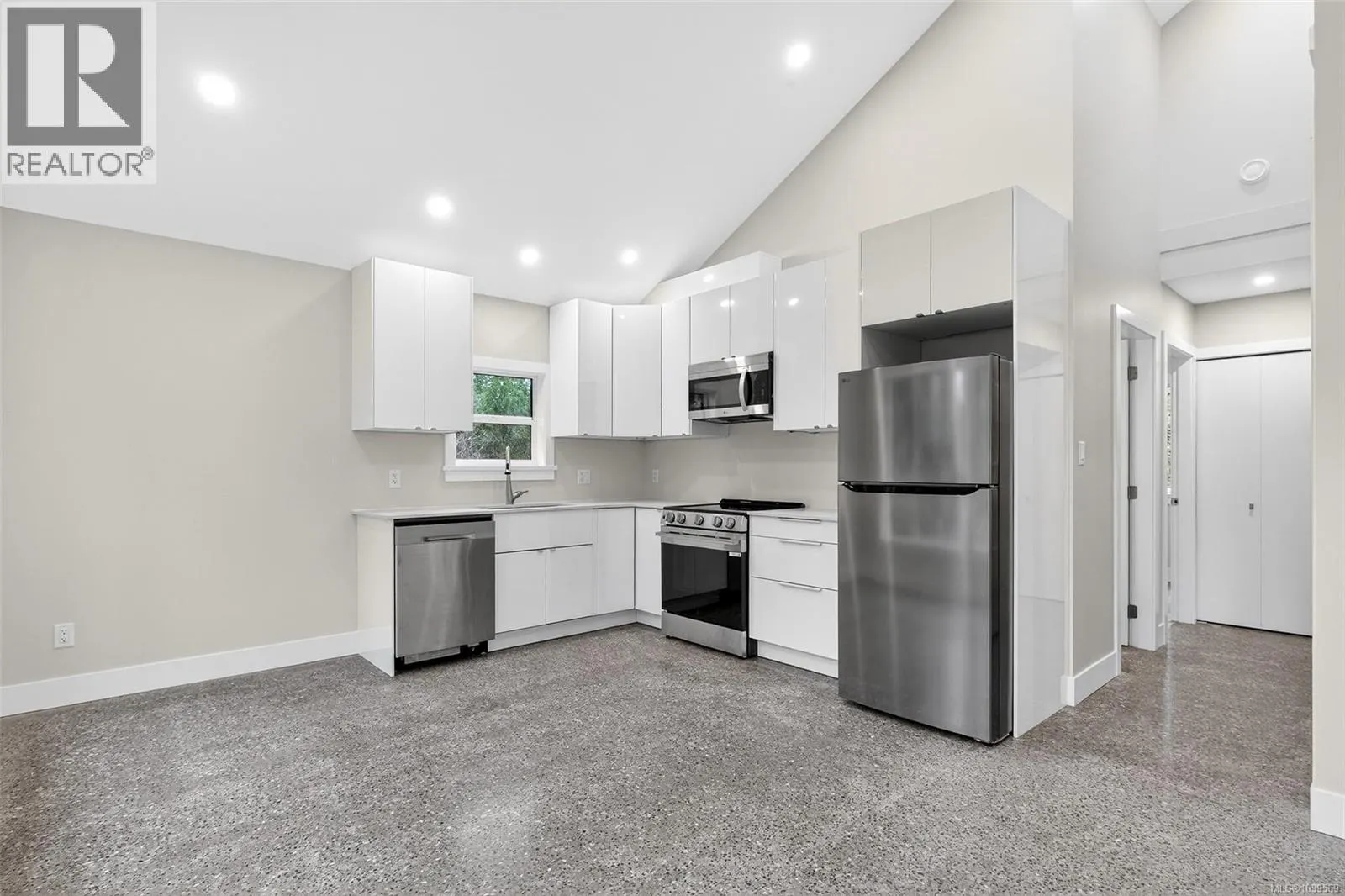 2470 Carpenter Rd