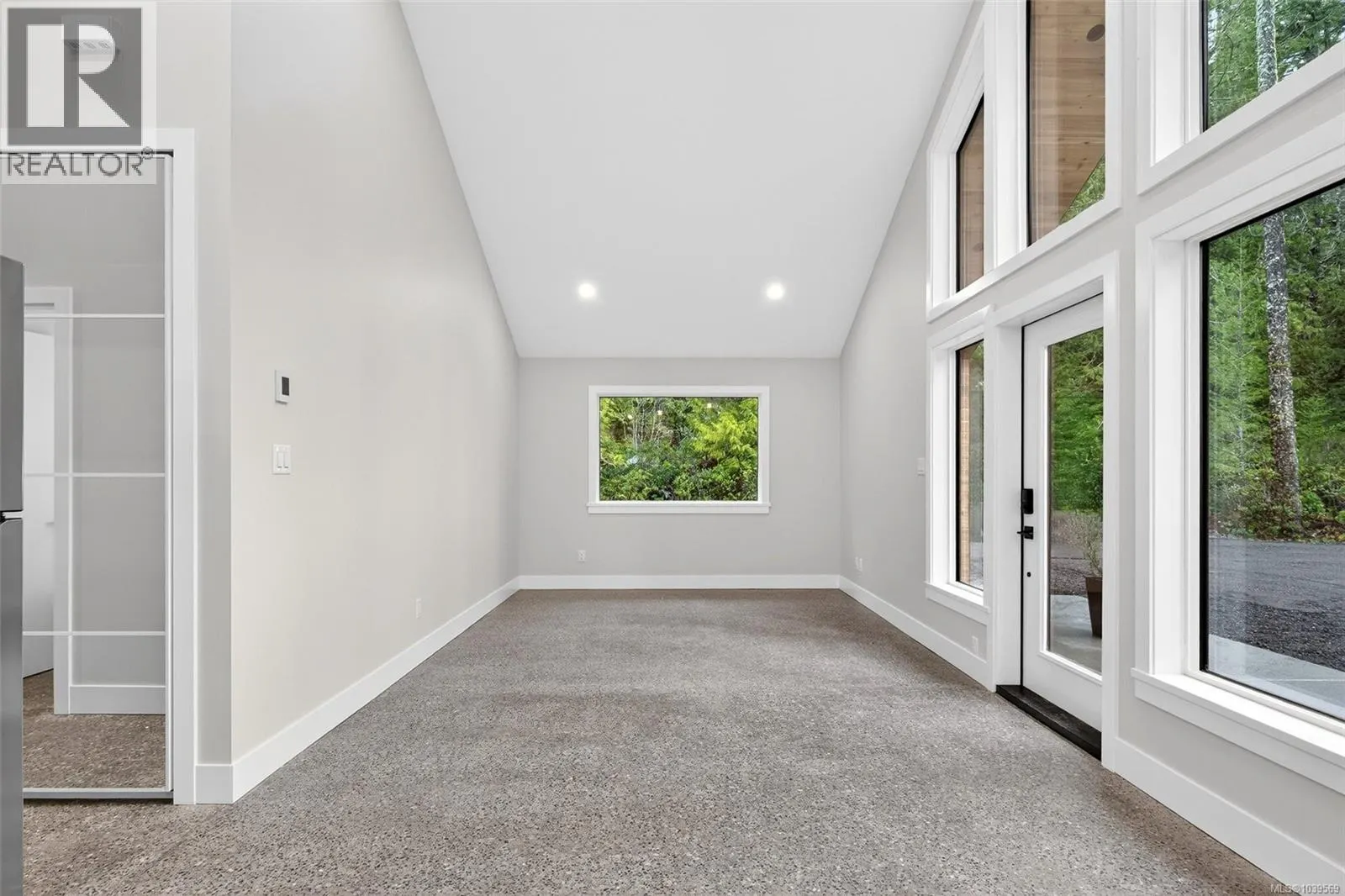 2470 Carpenter Rd