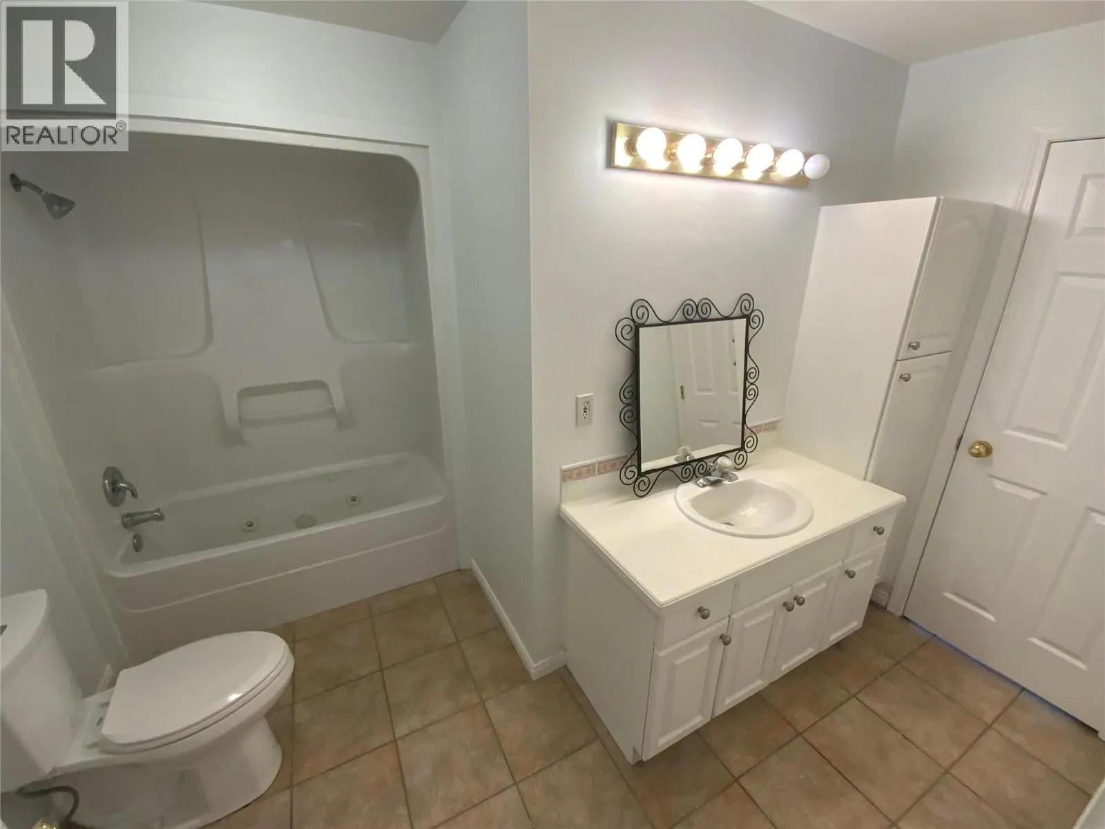 750 Railway Lane Unit# 28