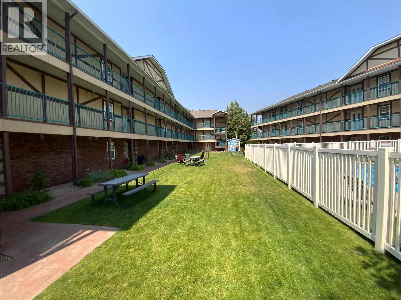 750 Railway Lane Unit# 28
