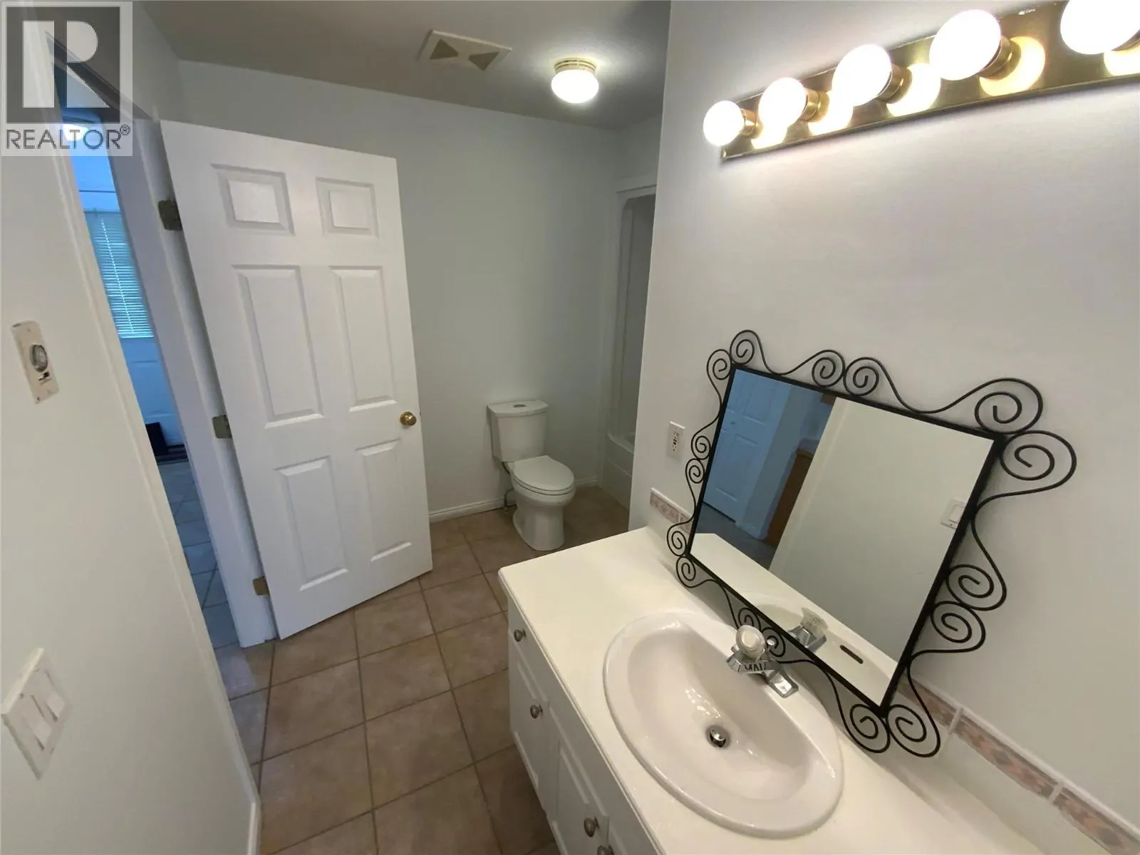 750 Railway Lane Unit# 28