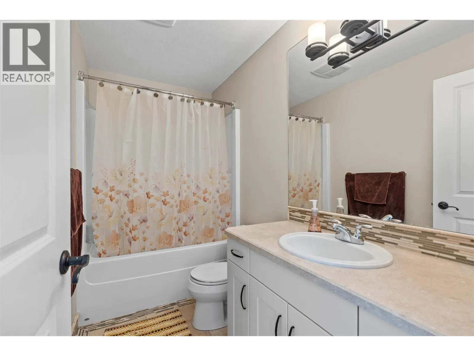 8049 Okanagan Landing Road