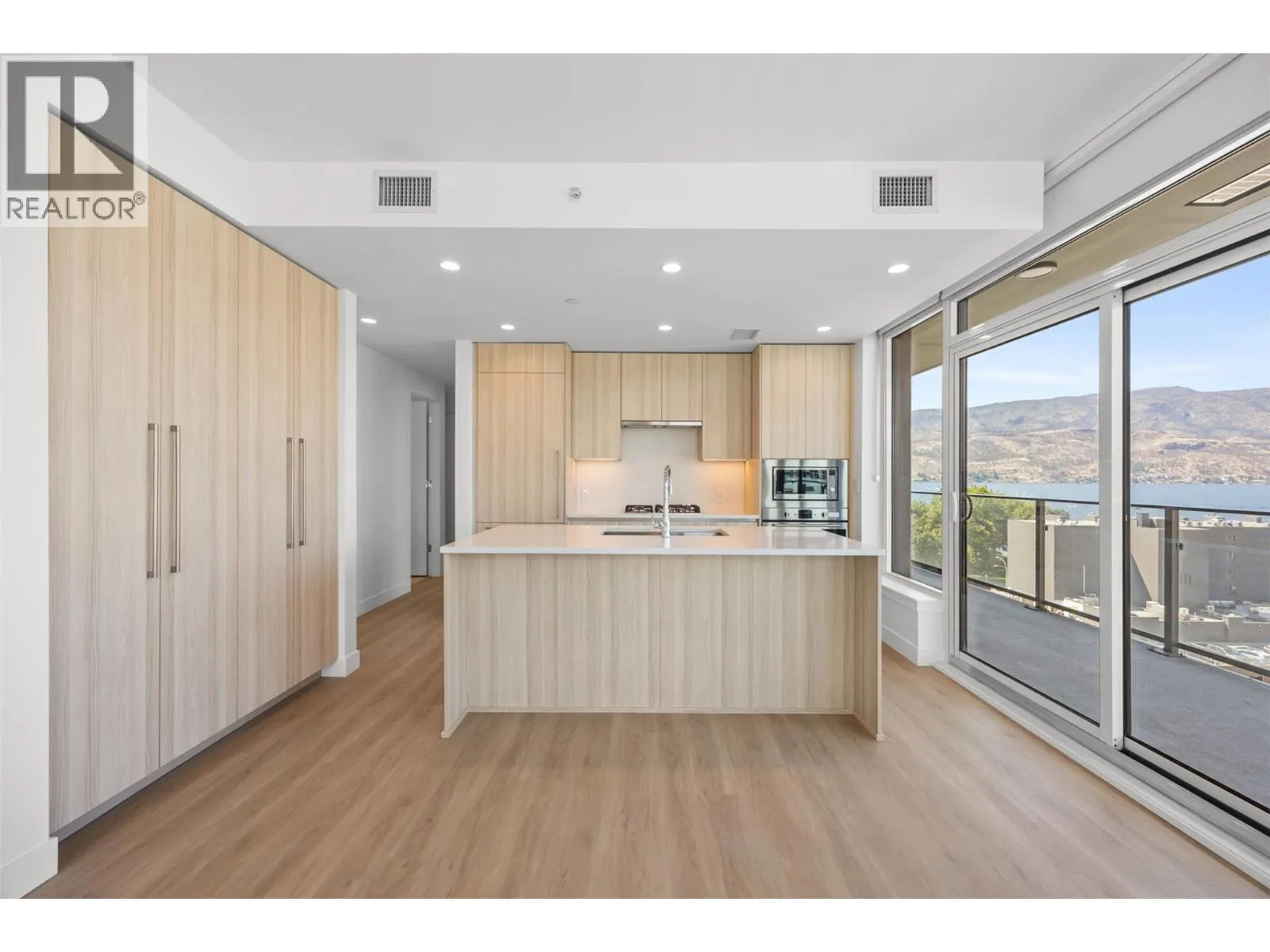 1626 Water Street Street Unit# 2602