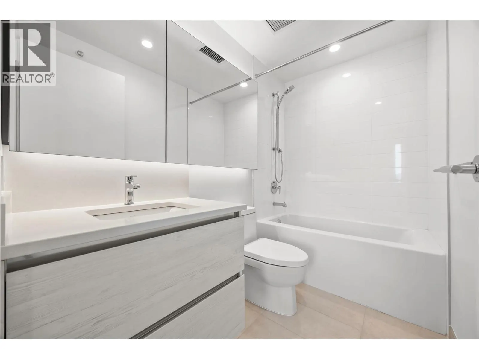 1626 Water Street Street Unit# 2602