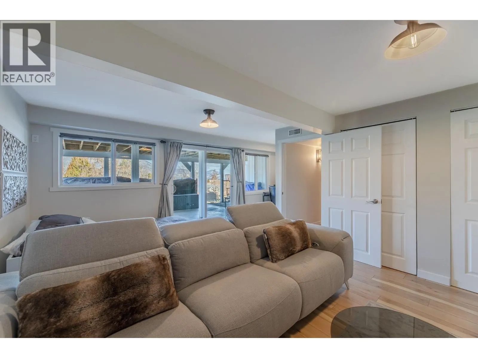 334 Carmel Crescent