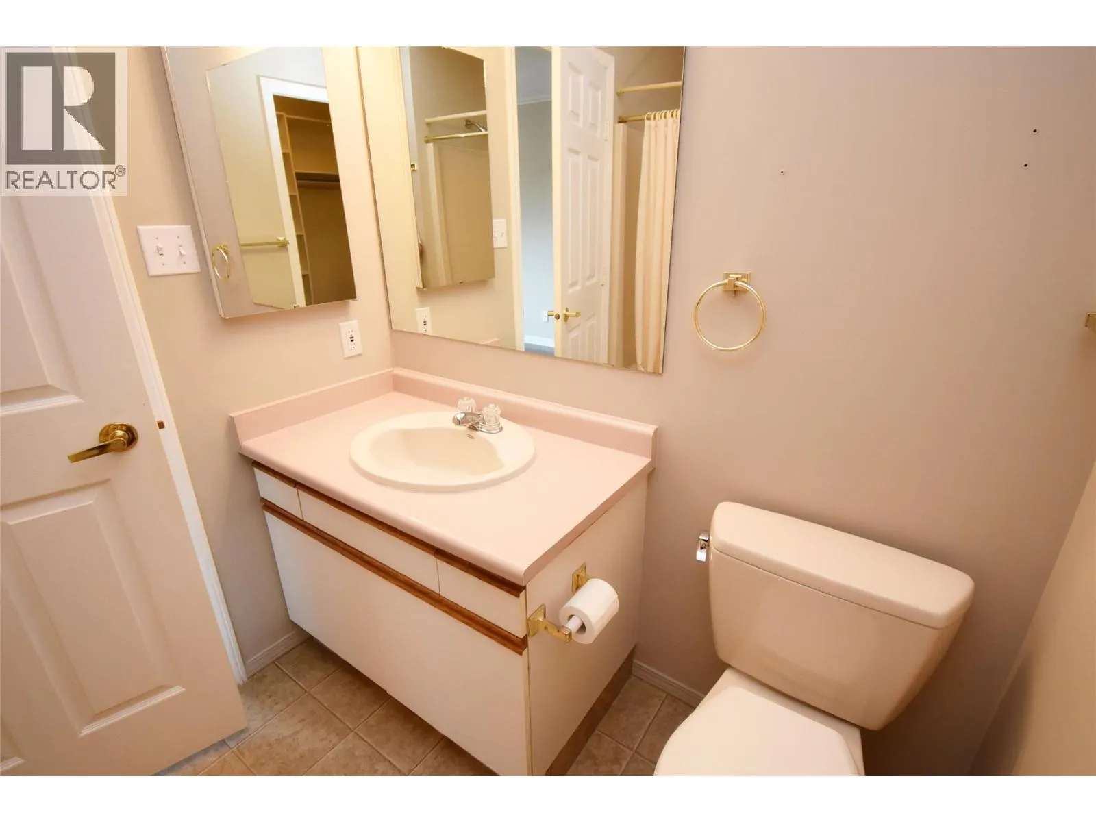 3906 Pleasant Valley Road Unit# 19