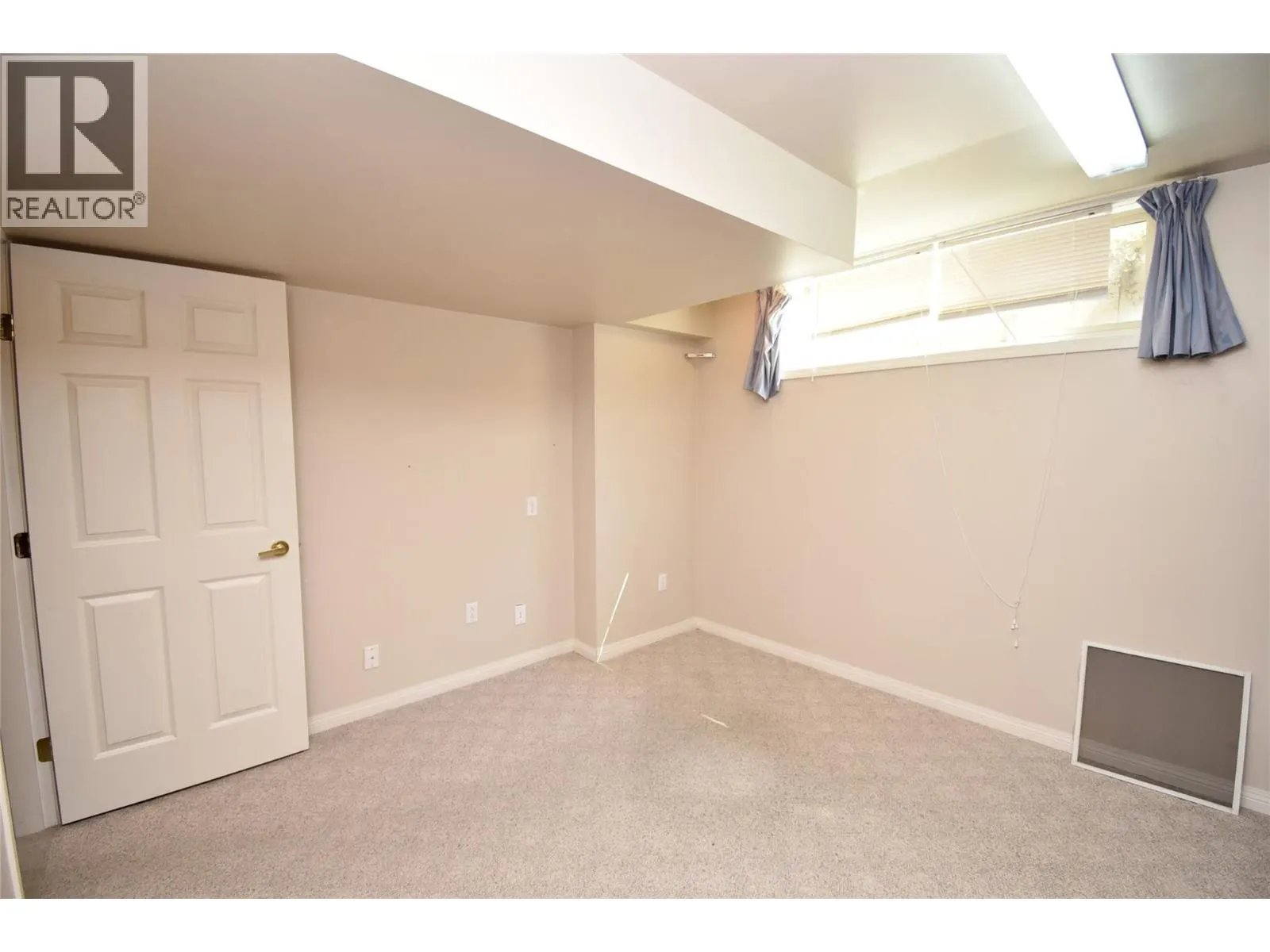 3906 Pleasant Valley Road Unit# 19