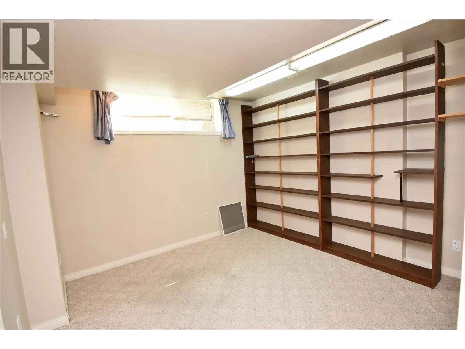 3906 Pleasant Valley Road Unit# 19
