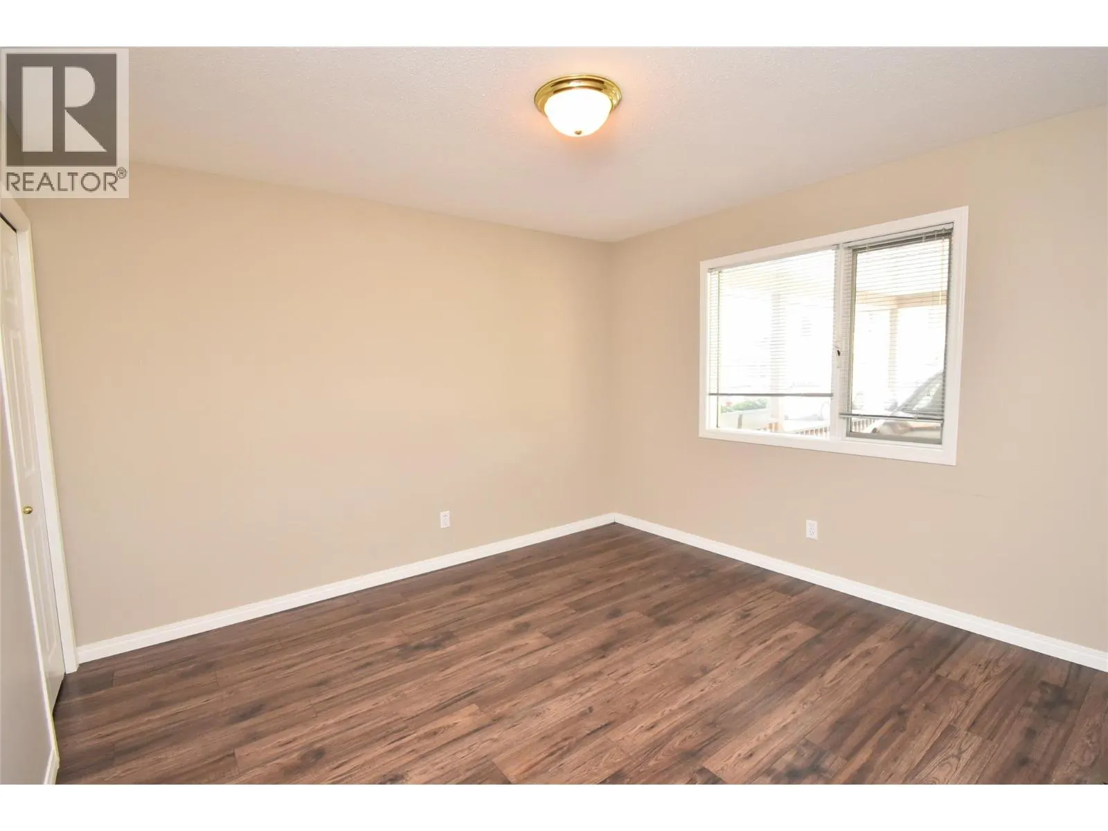 3906 Pleasant Valley Road Unit# 19