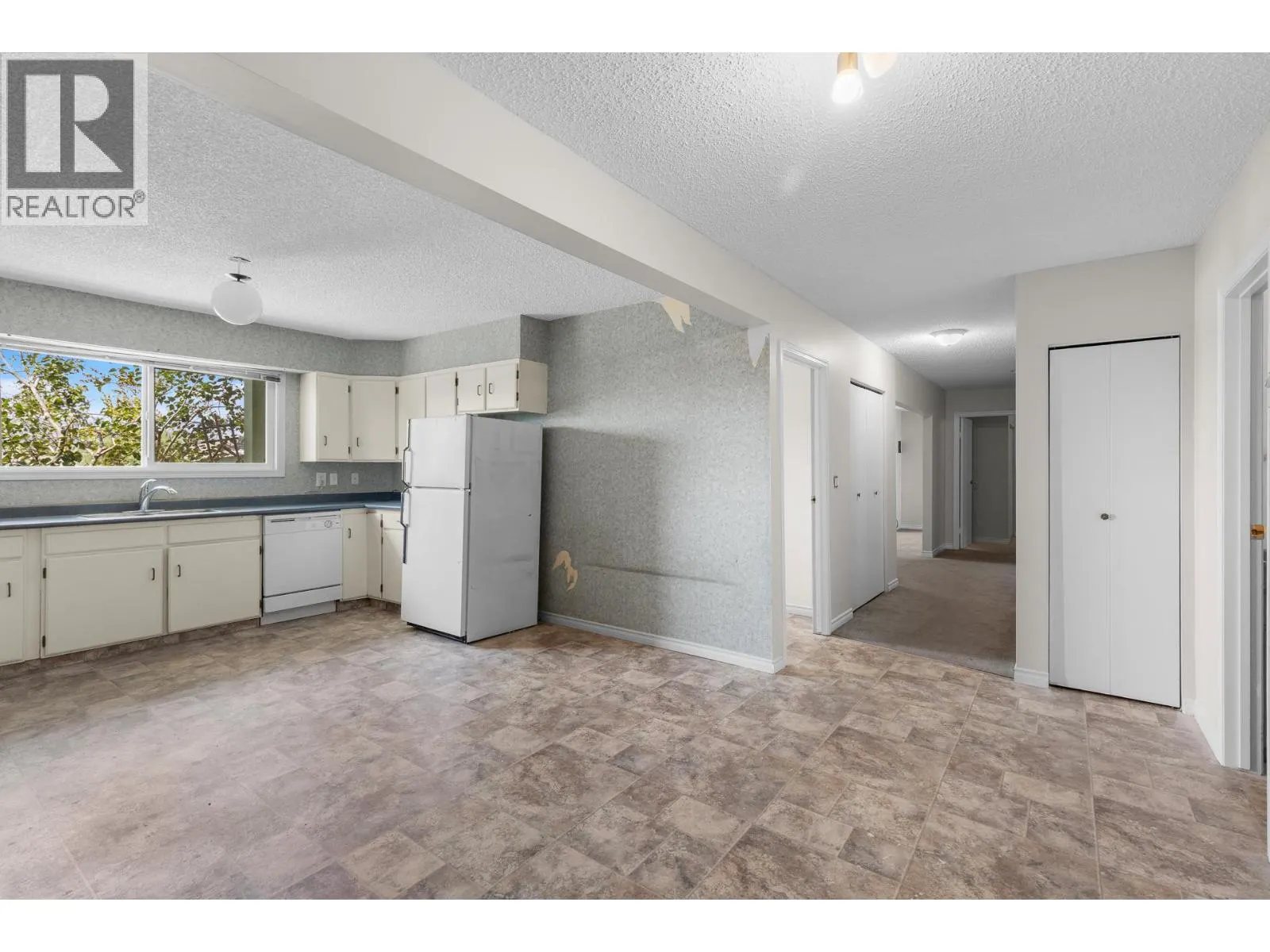 695 Girard Road