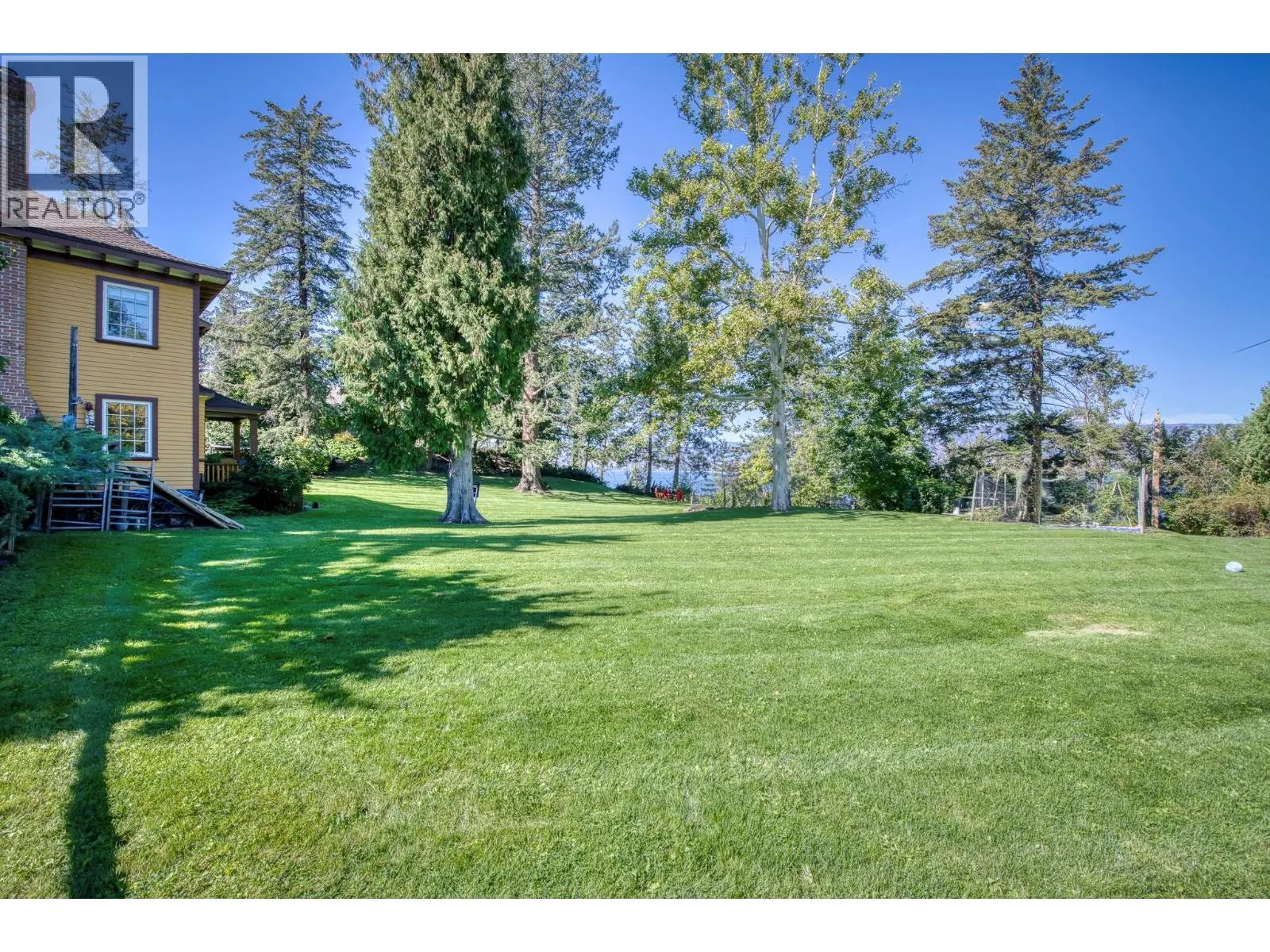 4852-4858 Lakeshore Road