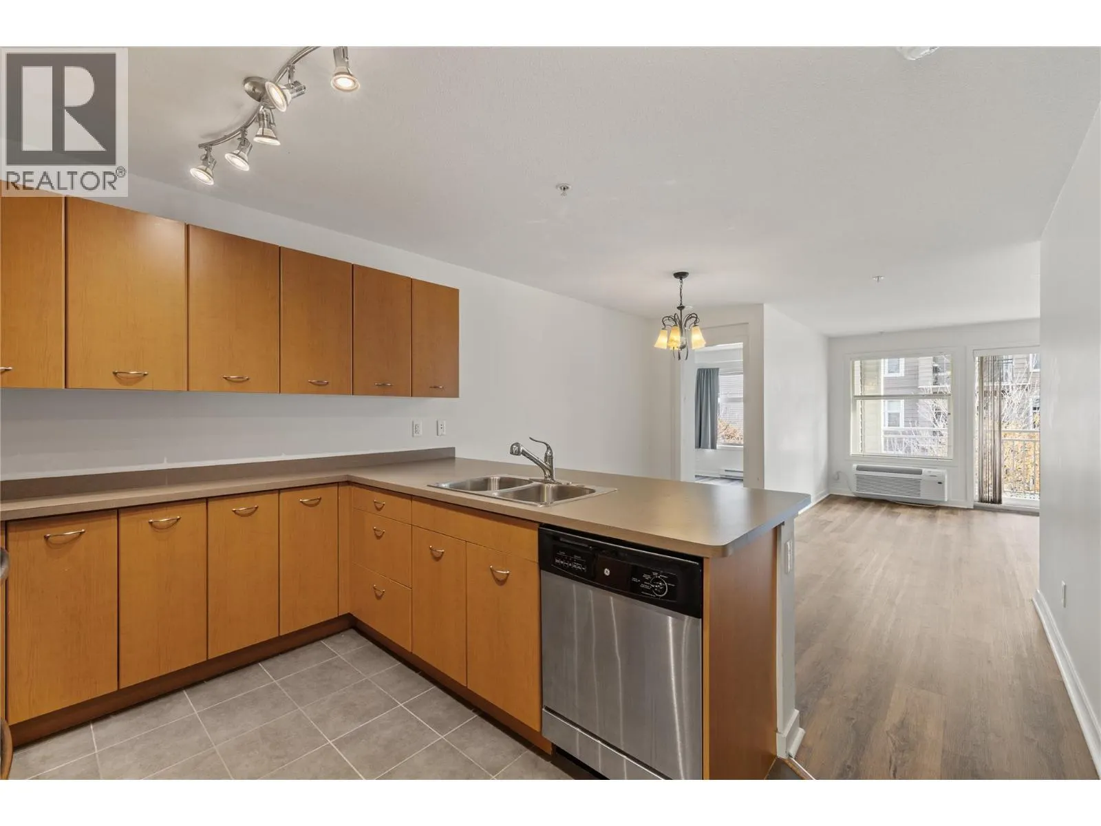 539 Yates Road Unit# 212